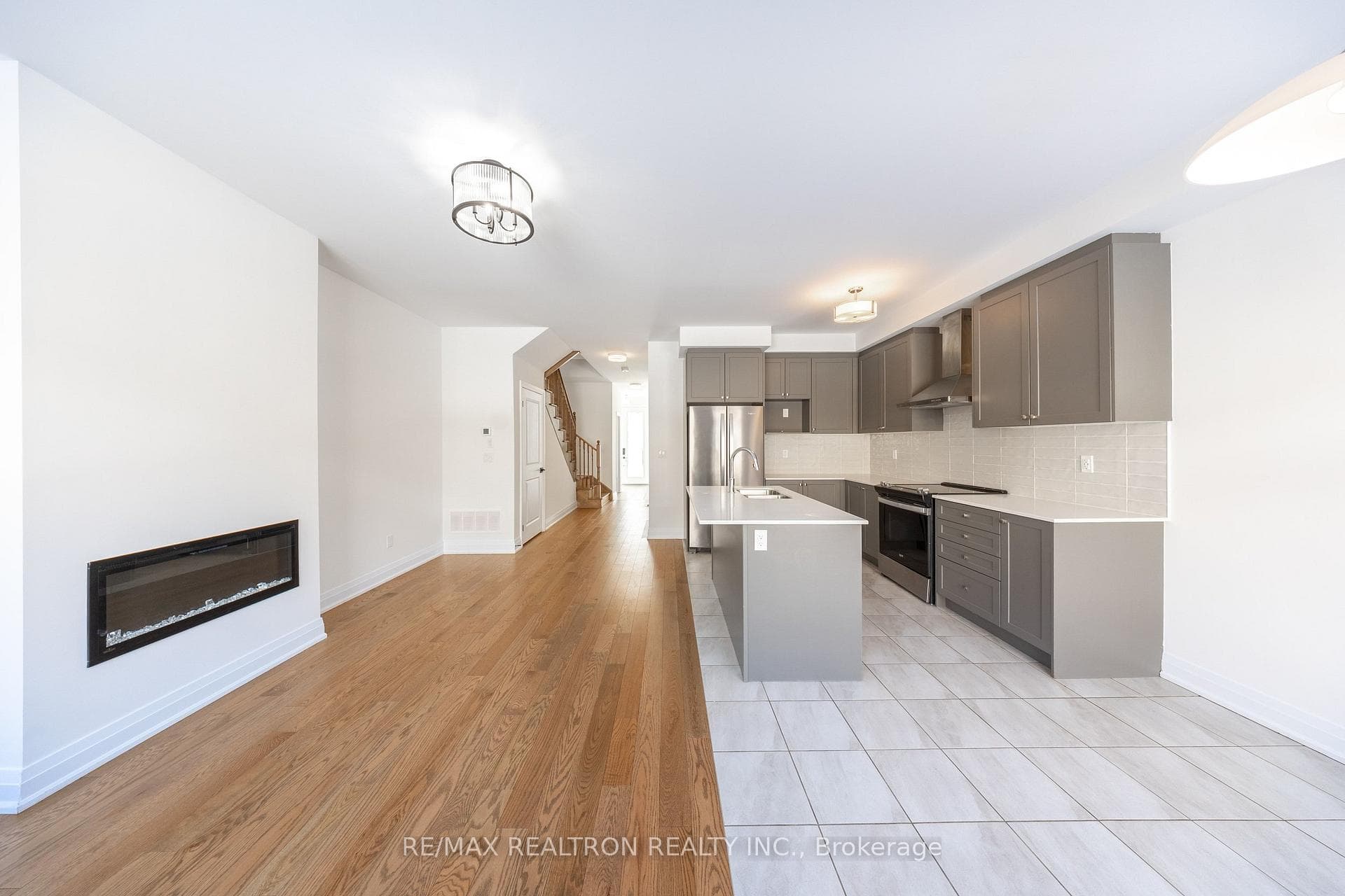 972 Crowsnest Hollow Avenue photo 26