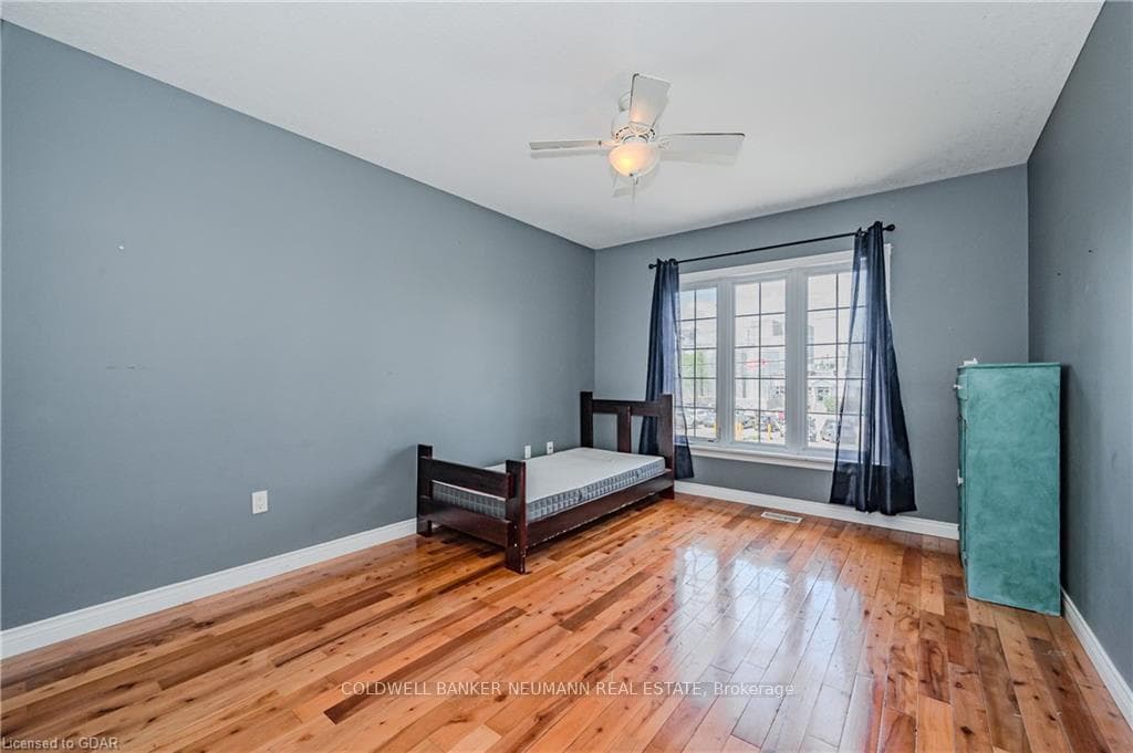 16 Speedvale Avenue photo 23