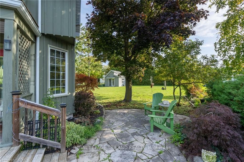 82 TUYLL Street photo 22