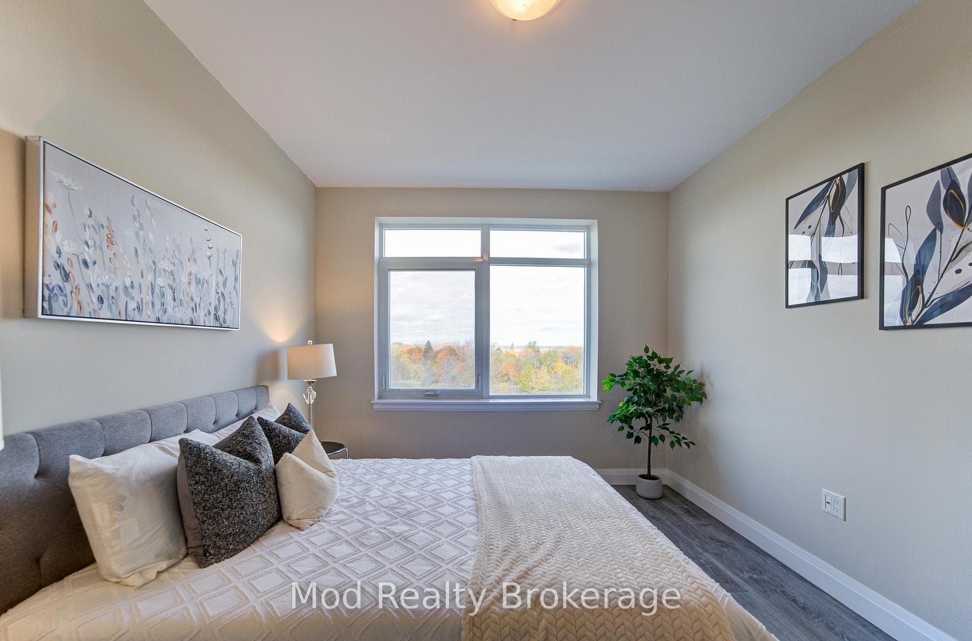 1 Redfern Avenue Unit 441 photo 27