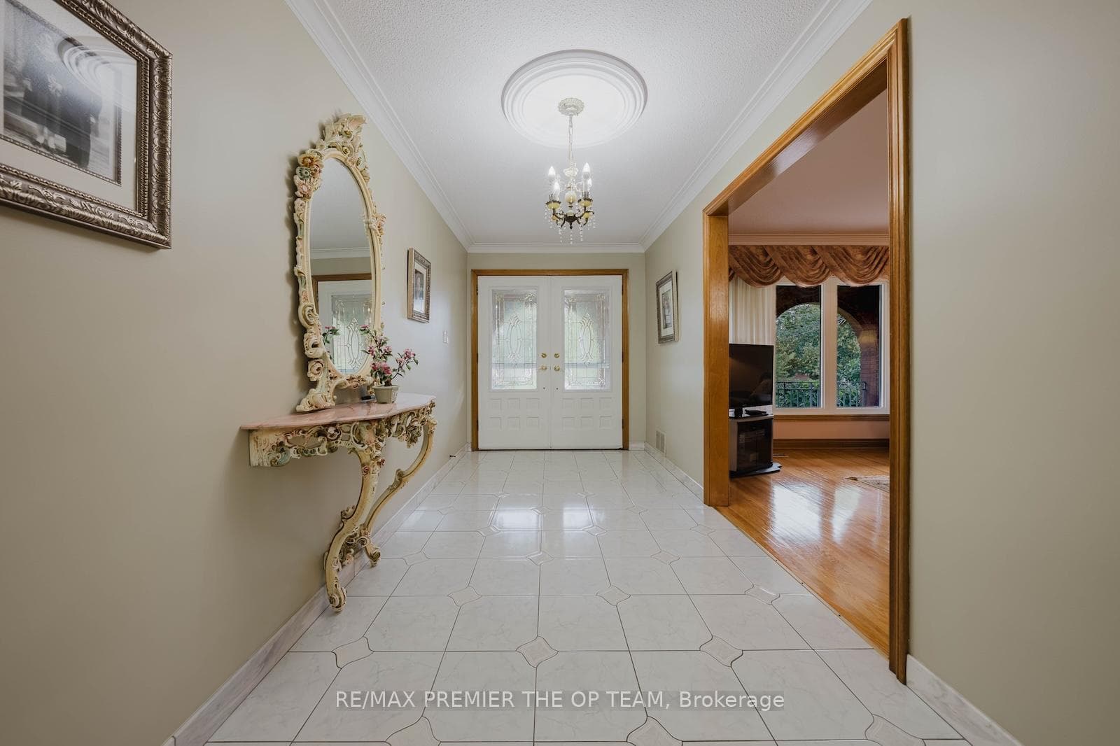 142 Gracefield Avenue photo 5