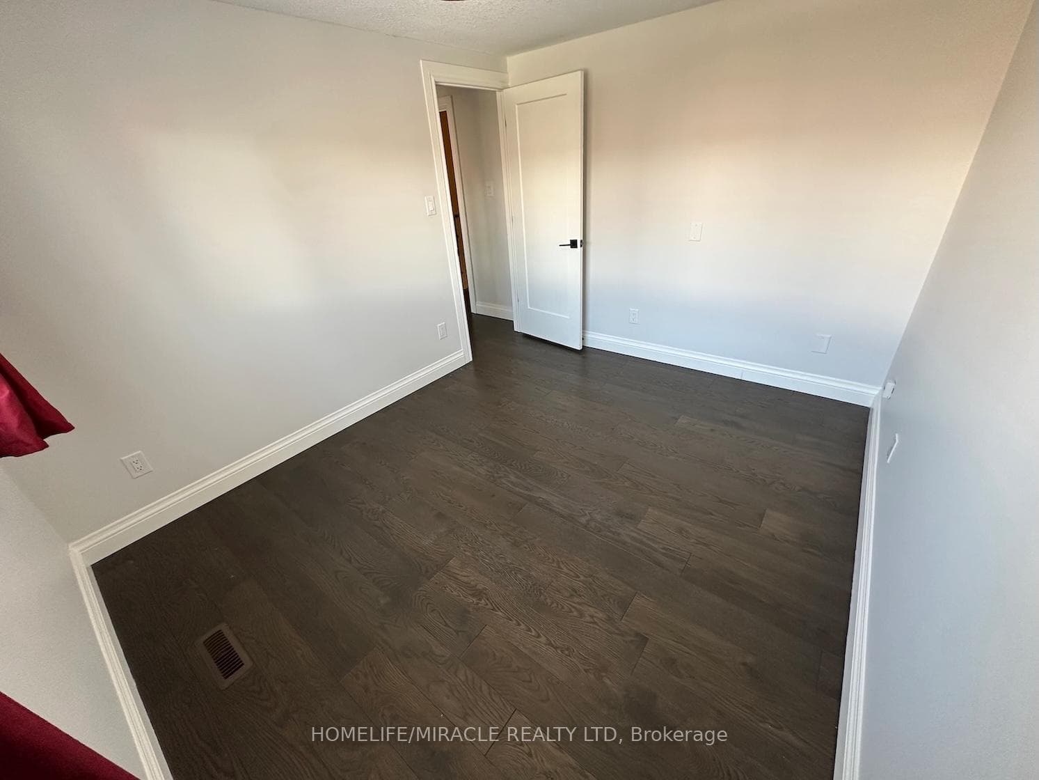2064 Millway Gate photo 13