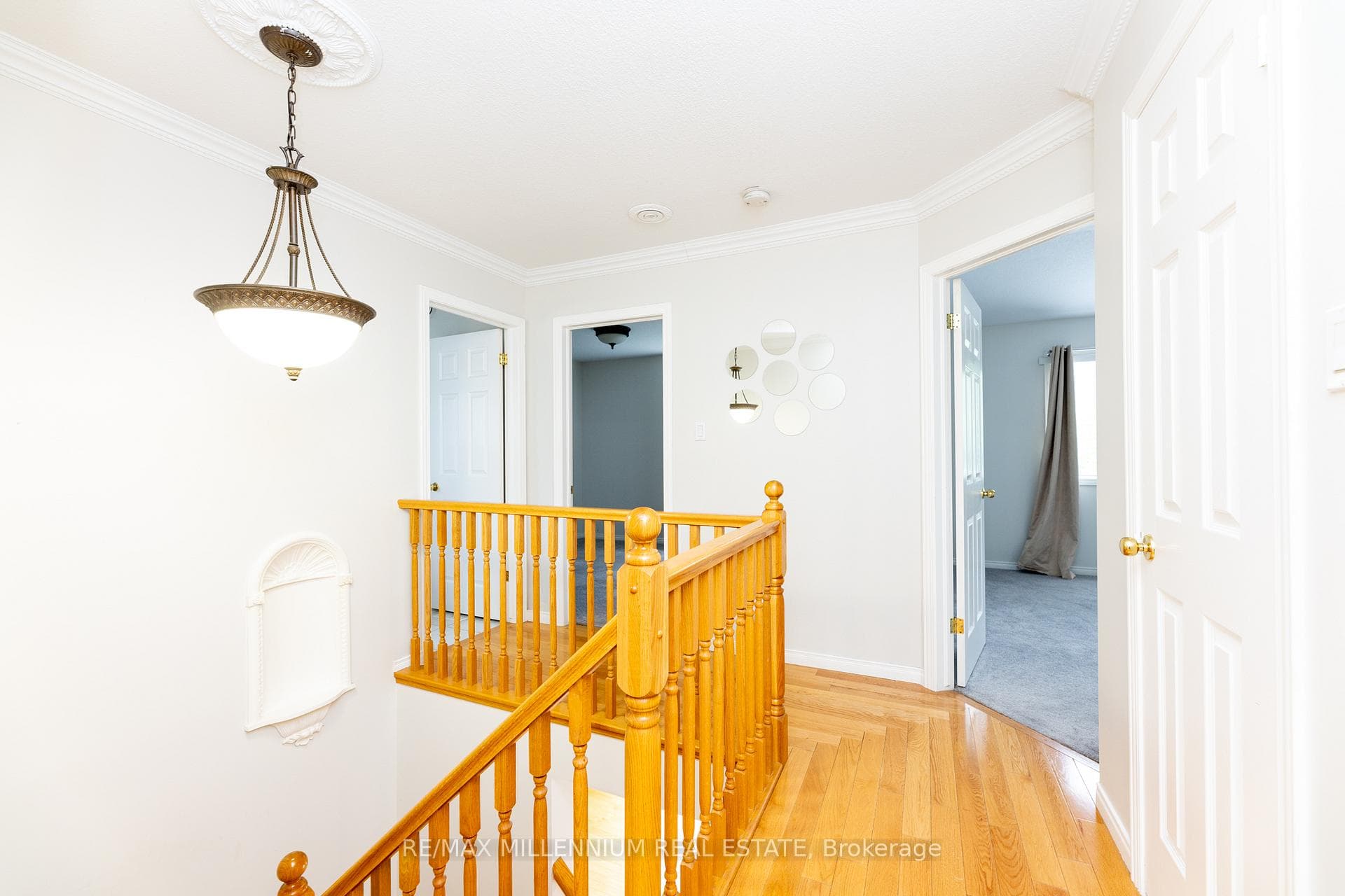 7 Graham Crescent photo 23