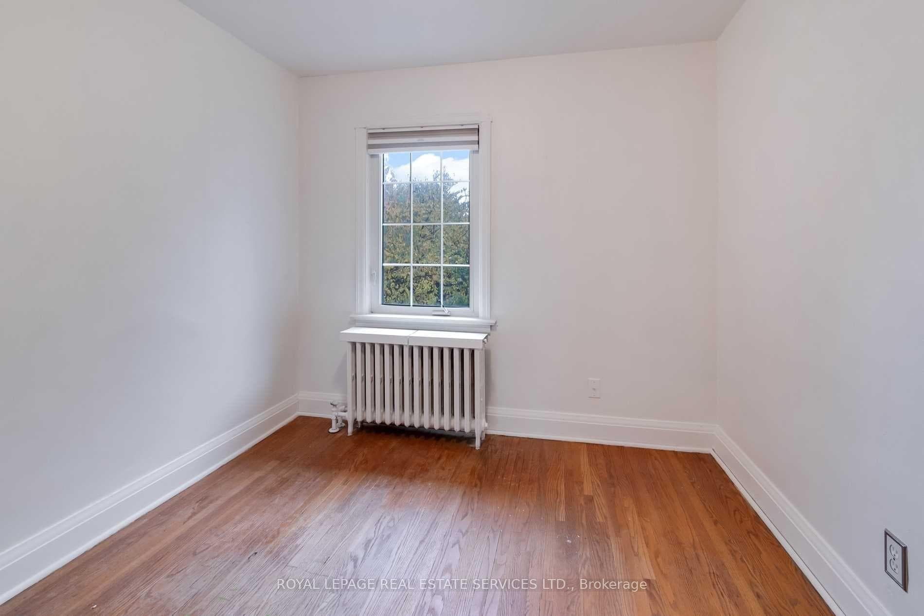 291 Sammon Avenue photo 19
