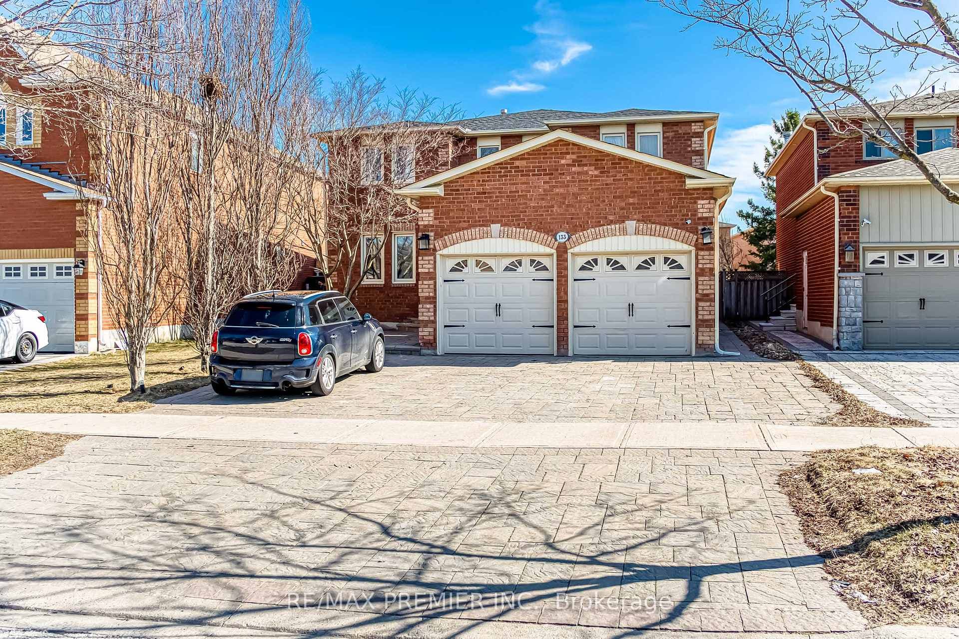 133 Bernard Avenue Unit Bsmt photo 2