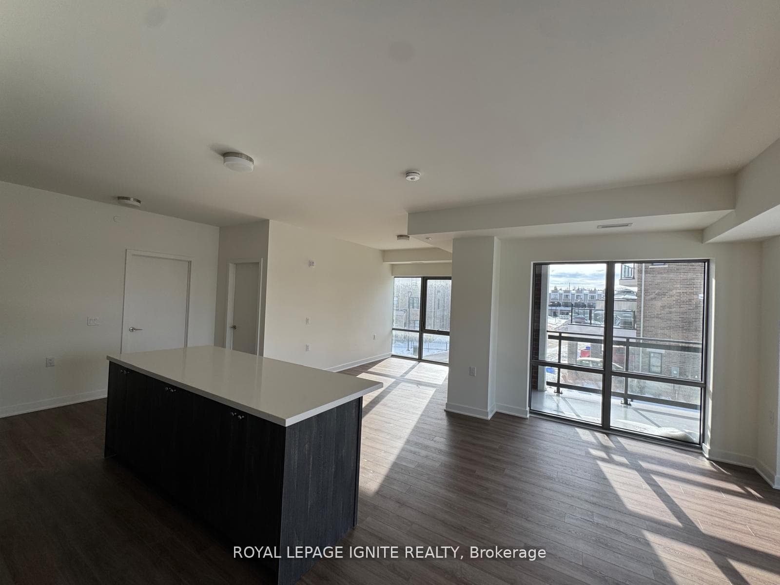 51 Clarington Boulevard Unit 221 photo 7