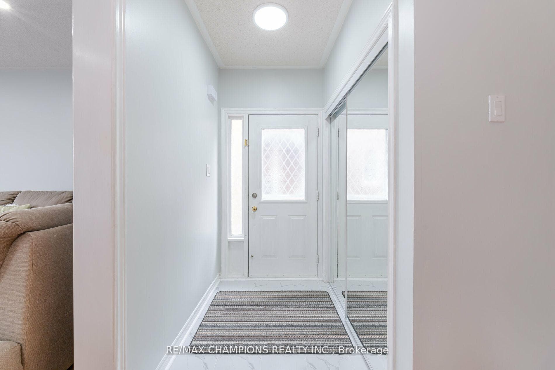 89 Quail Feather Crescent photo 4