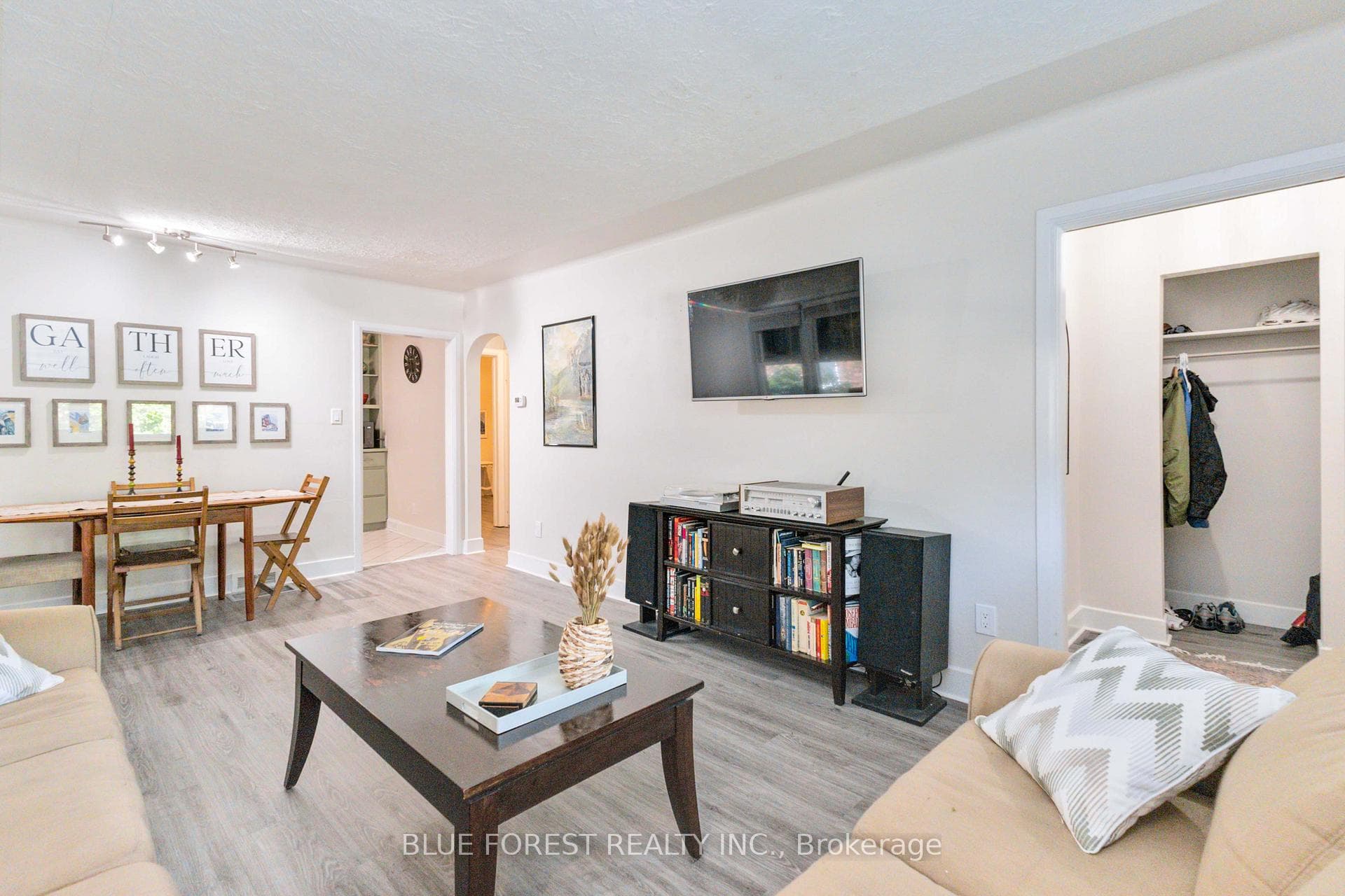 8 Durham Street photo 7