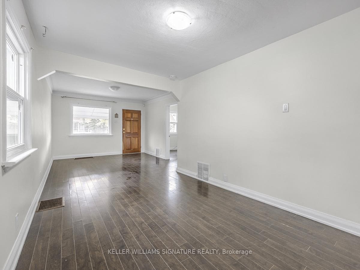 66 Craiglee Drive Unit Upper photo 10