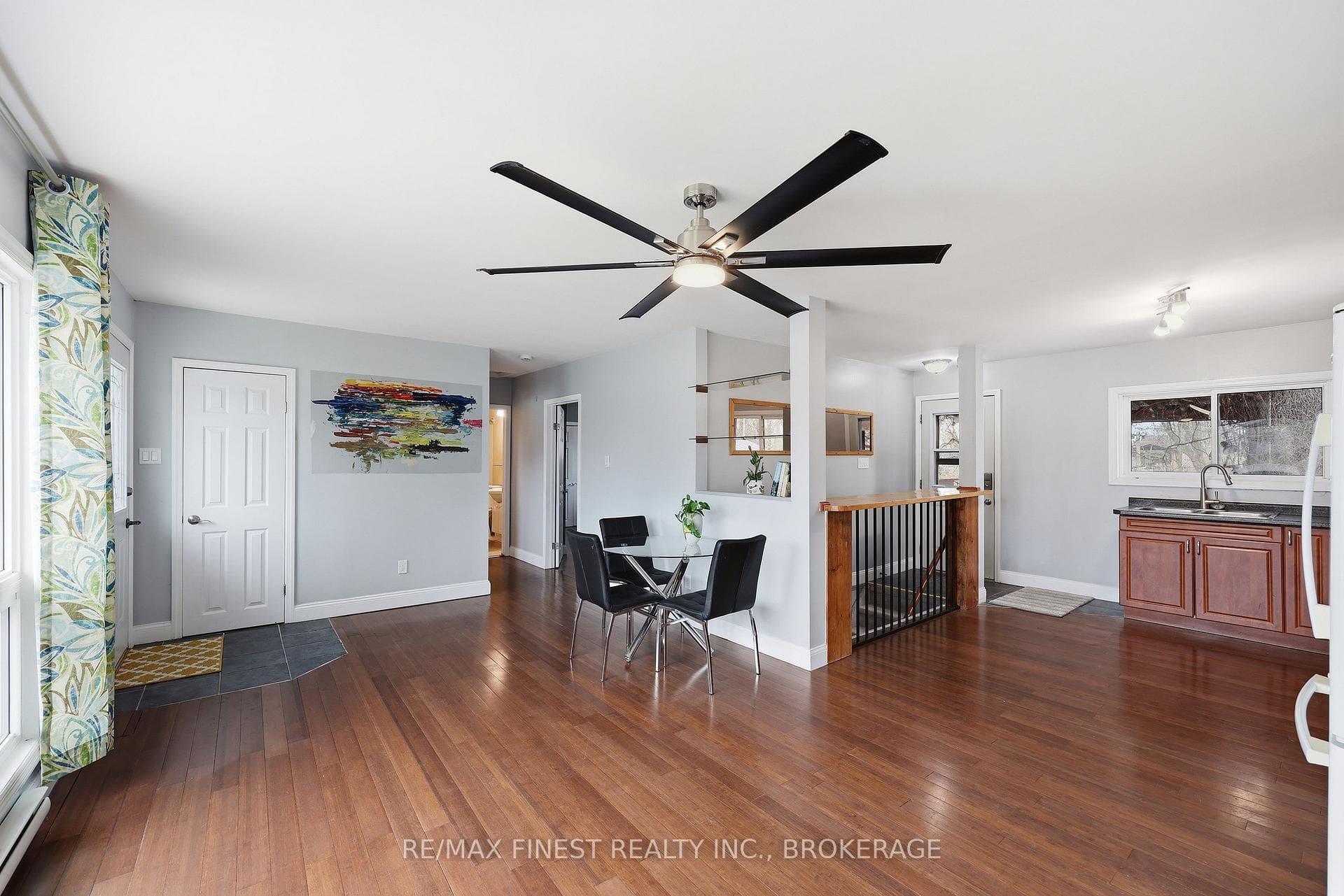 3007 Princess Street photo 8