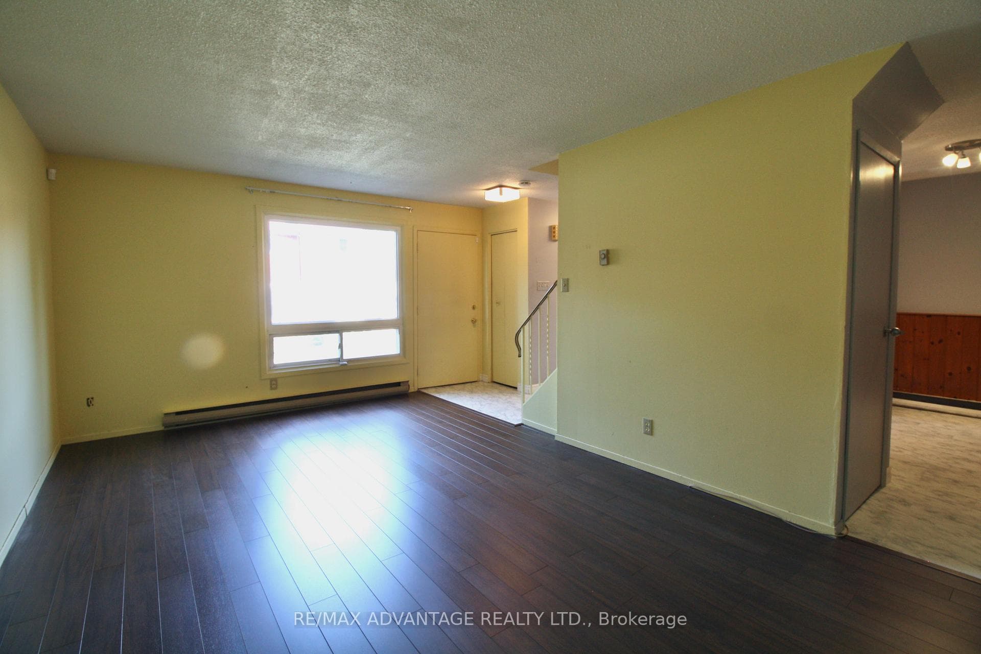 249 Cedarbrae Avenue Unit 29 photo 4