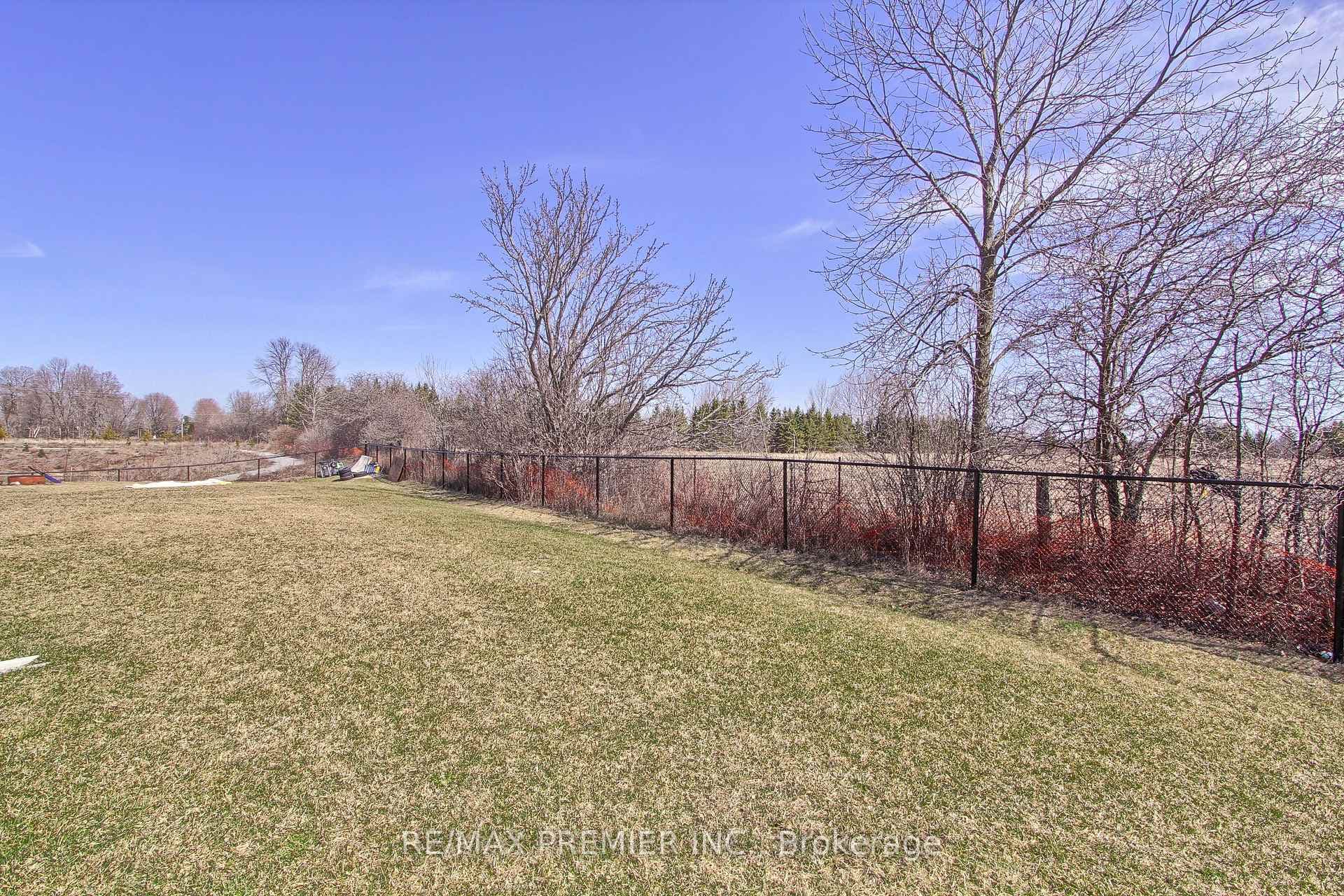 122 Terry Clayton Avenue photo 38