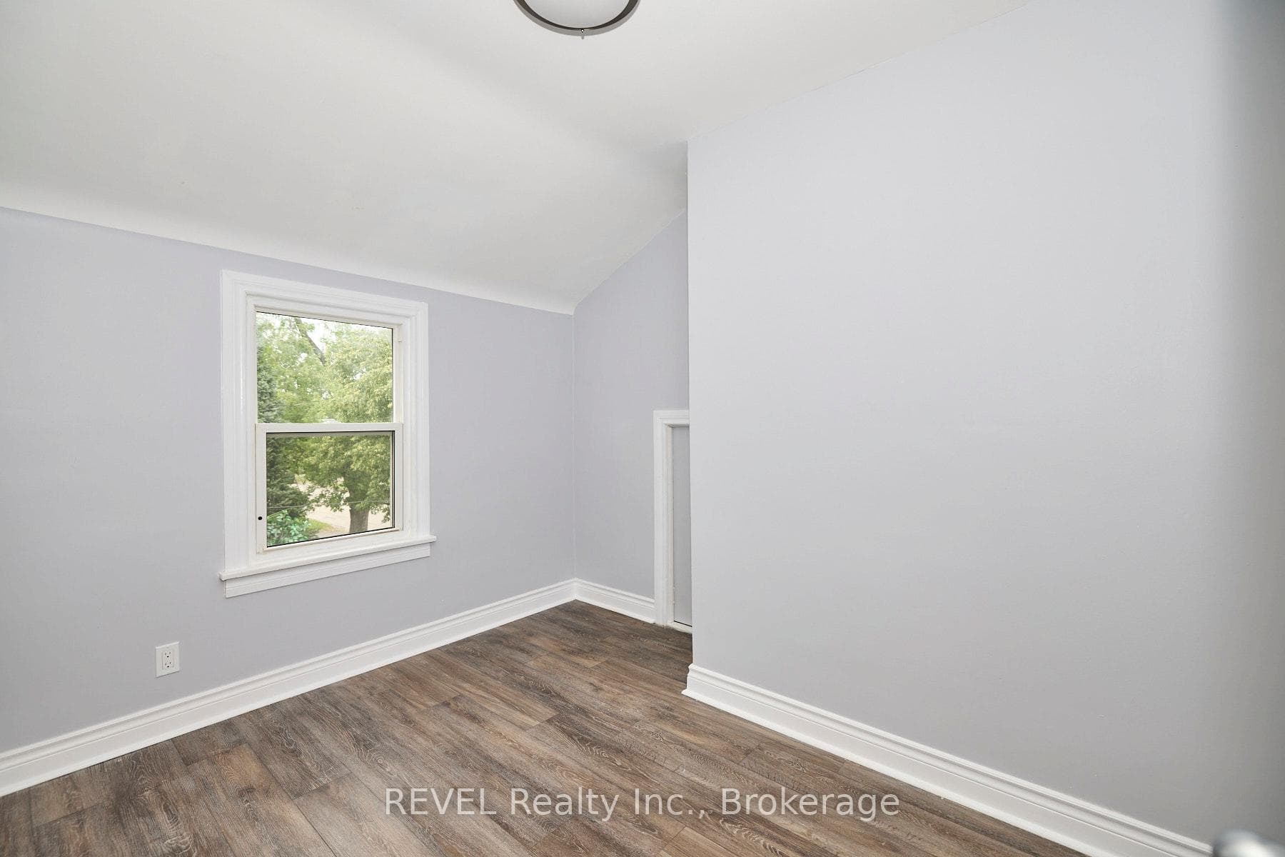 43 COSBY Avenue photo 16