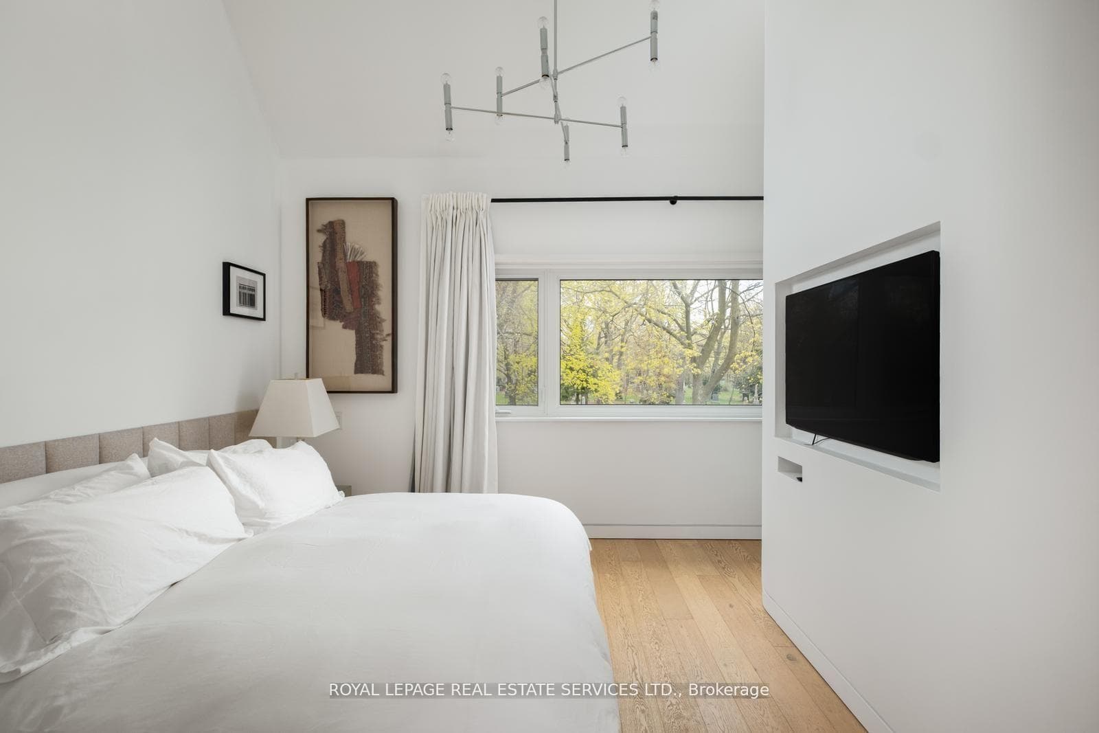 390 Wellesley Street Unit 16 photo 10