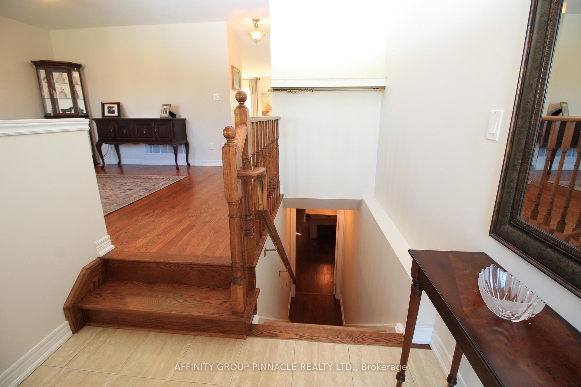 4 Horton Place photo 25
