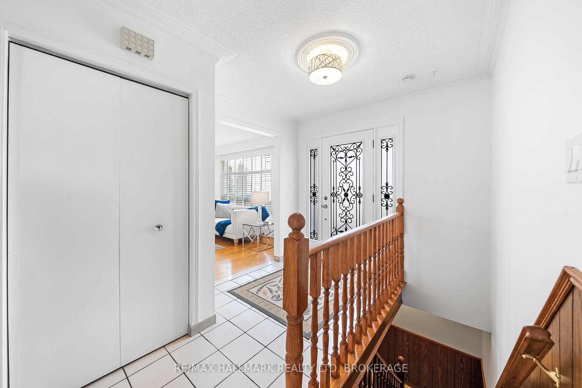 33 Roseglen Crescent photo 6
