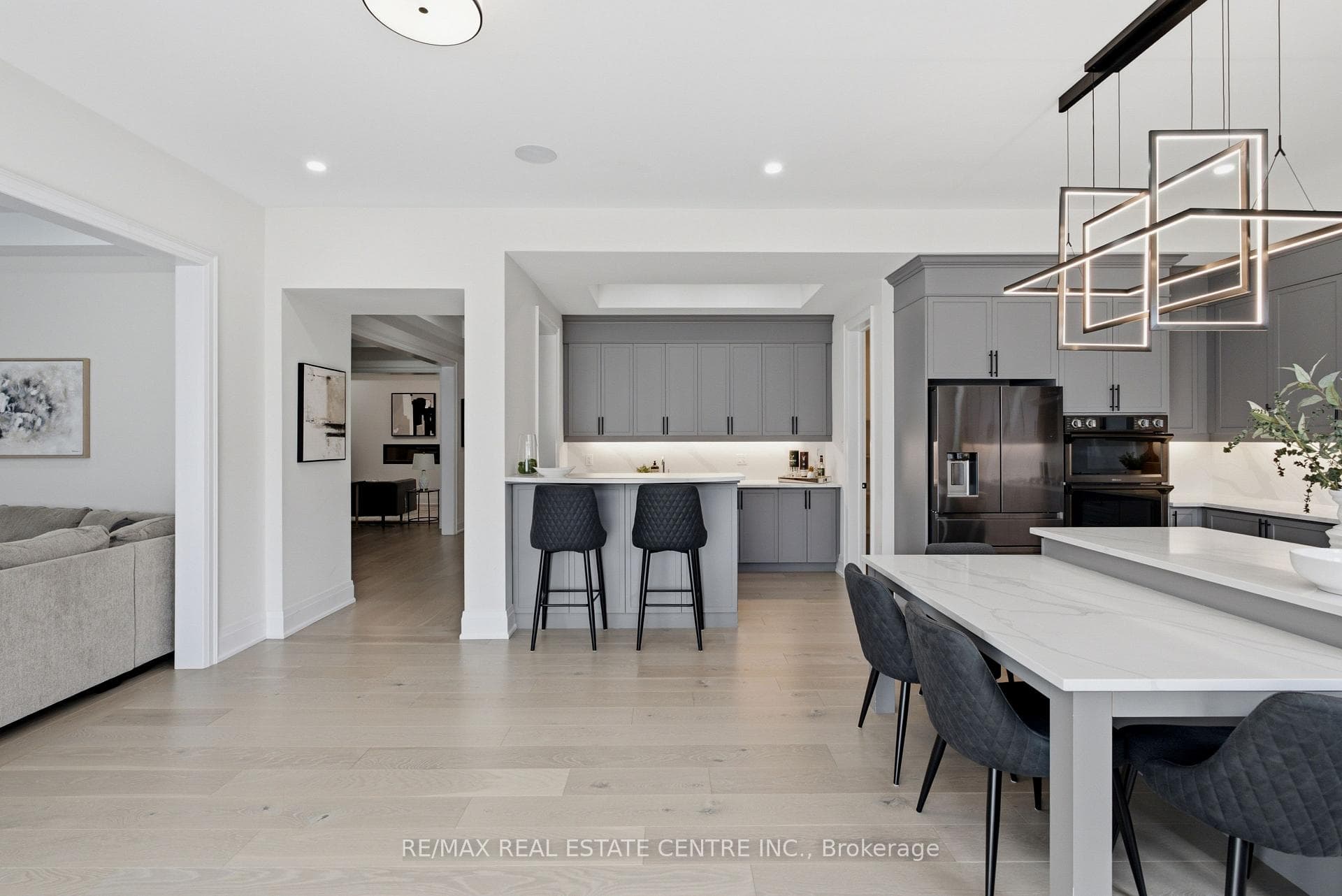 145 Brant Drive photo 11