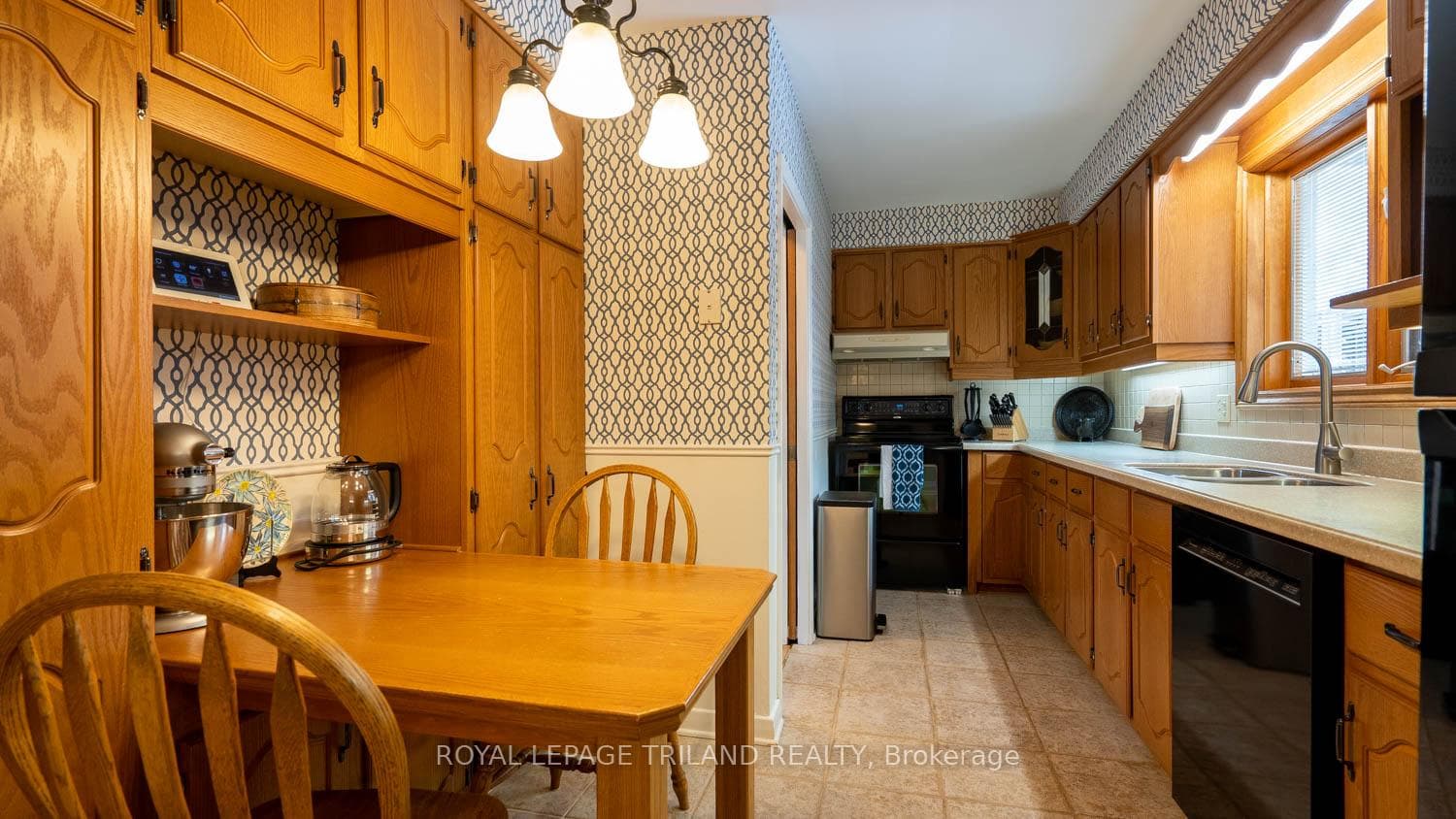 7 Briarhill Place photo 10