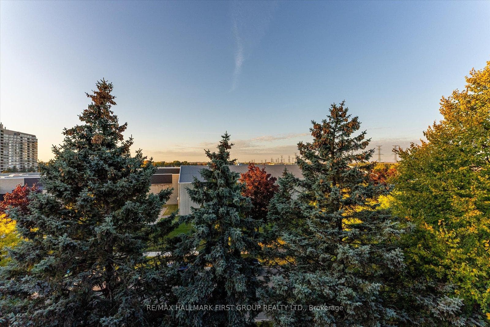 1525 Diefenbaker Court Unit 511 photo 12