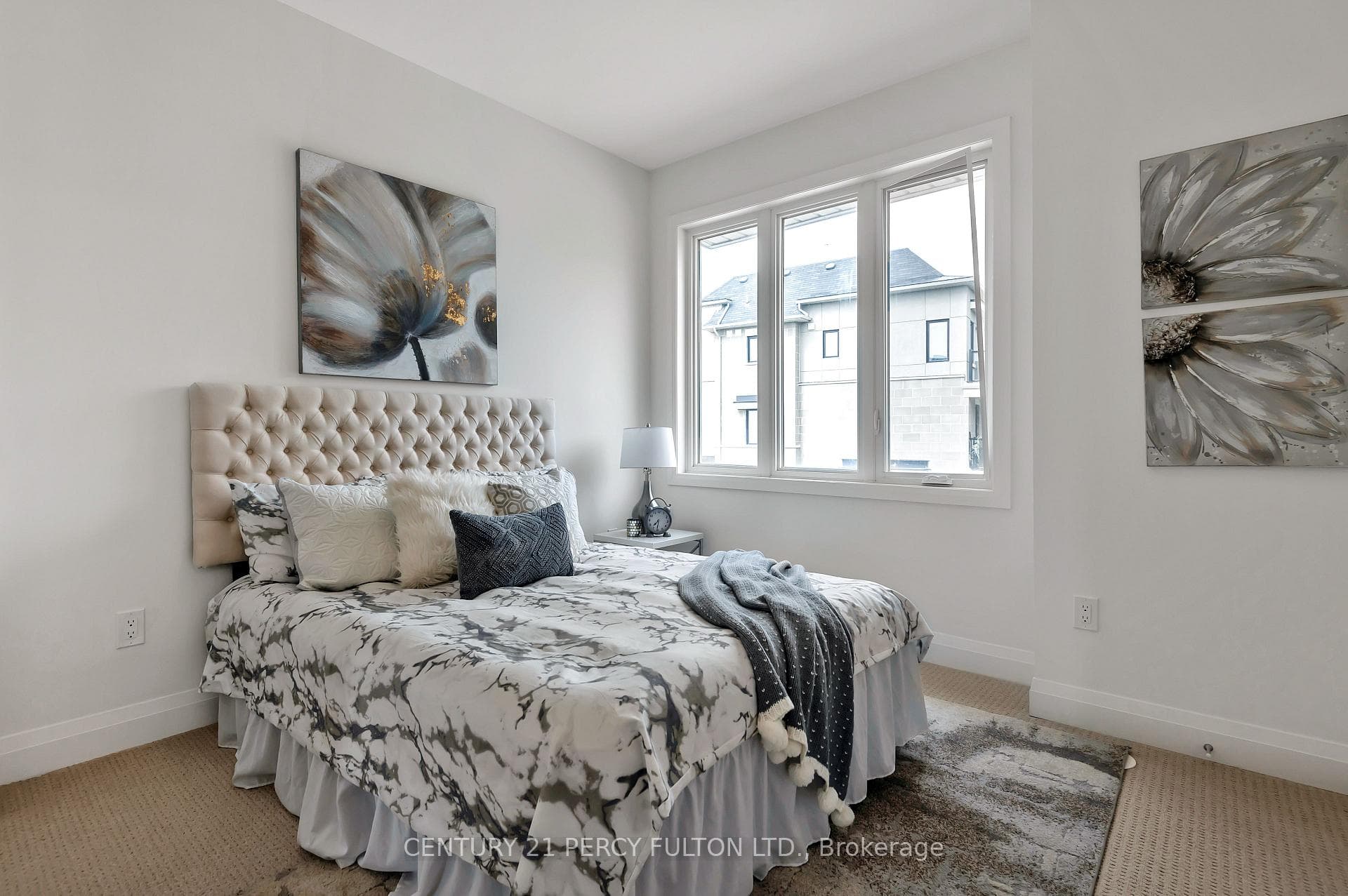 613 Port Darlington Road photo 15