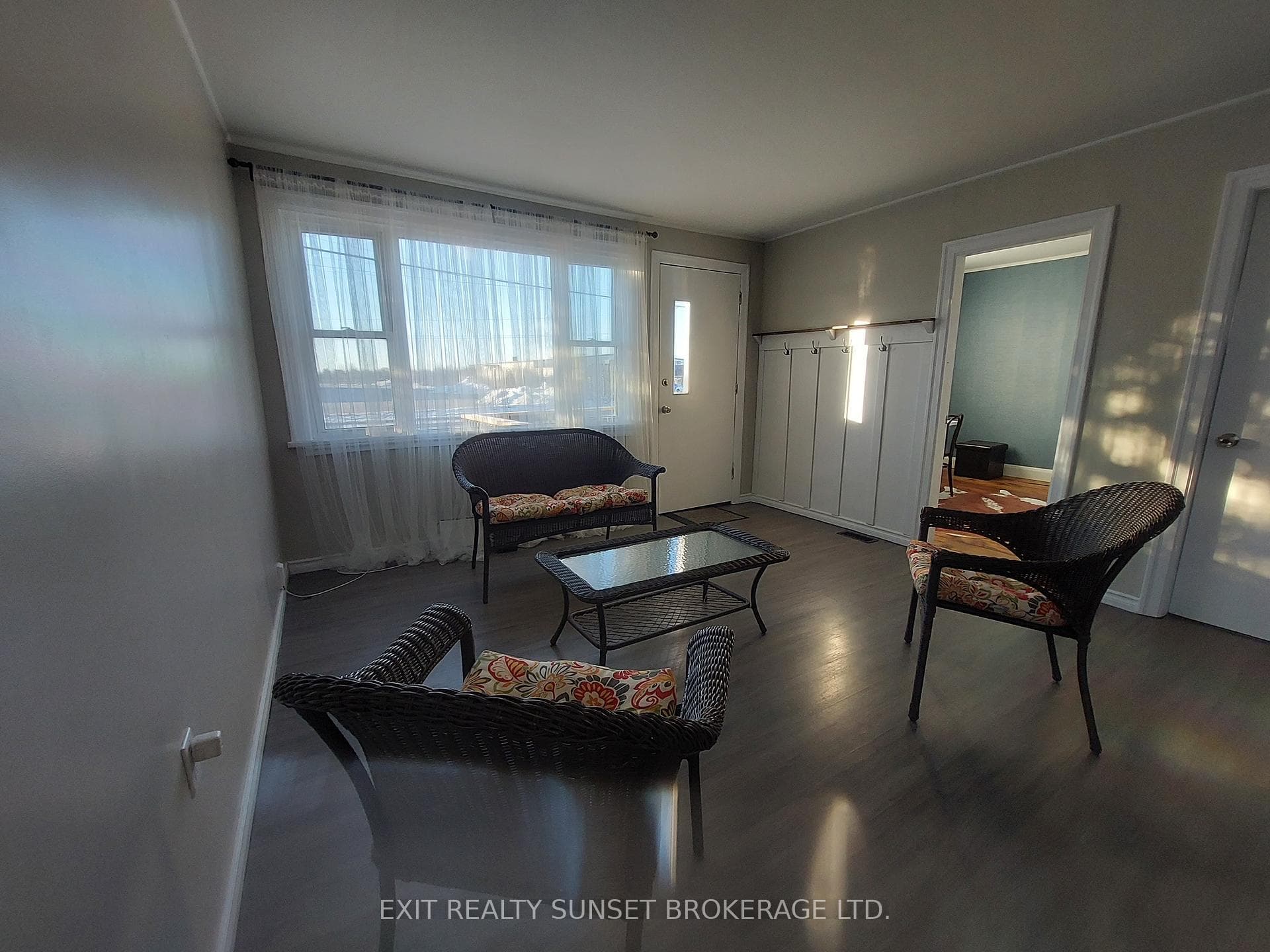 66 Needham Street photo 21