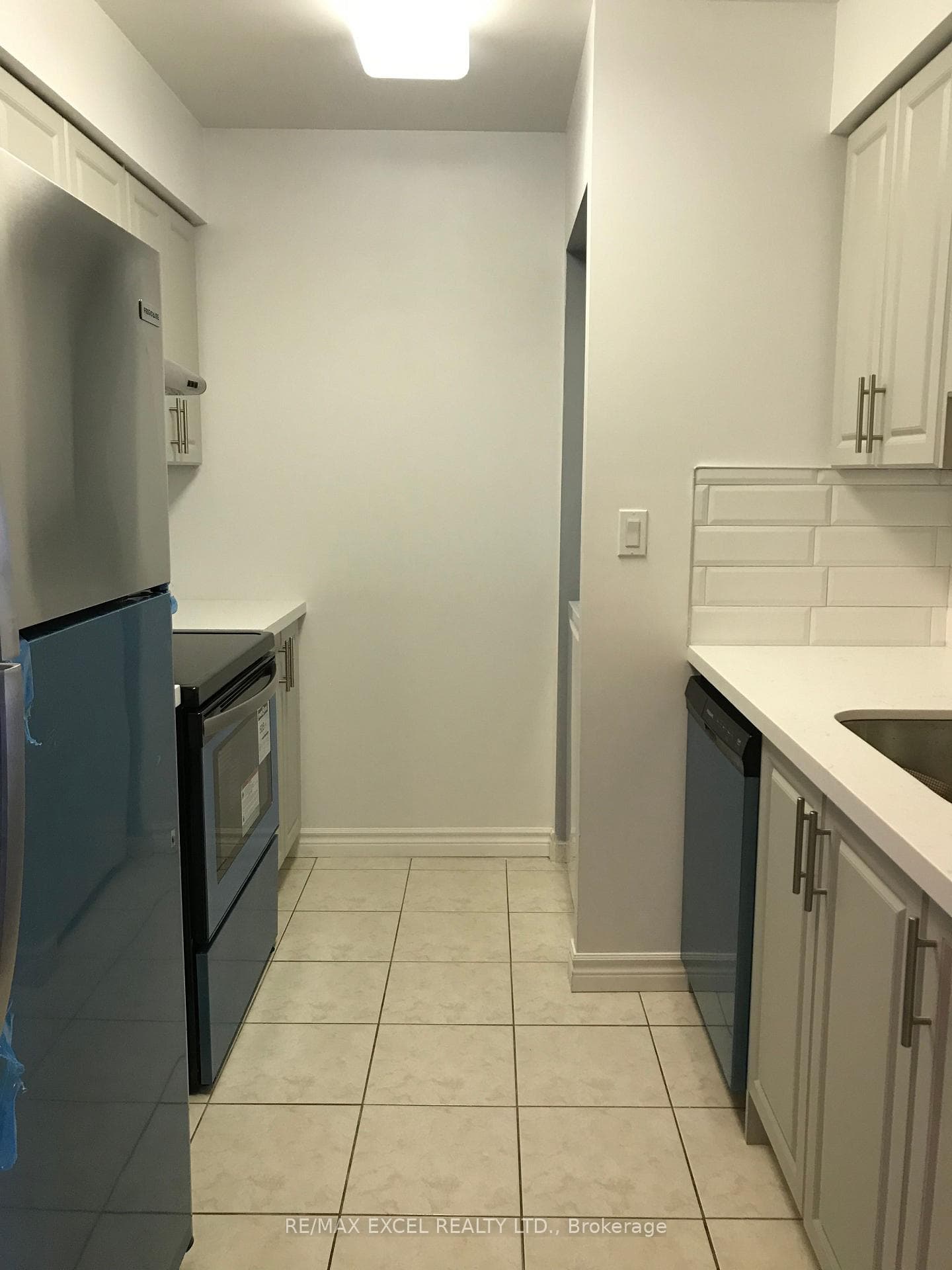 1 Pemberton Avenue Unit 2206 photo 6