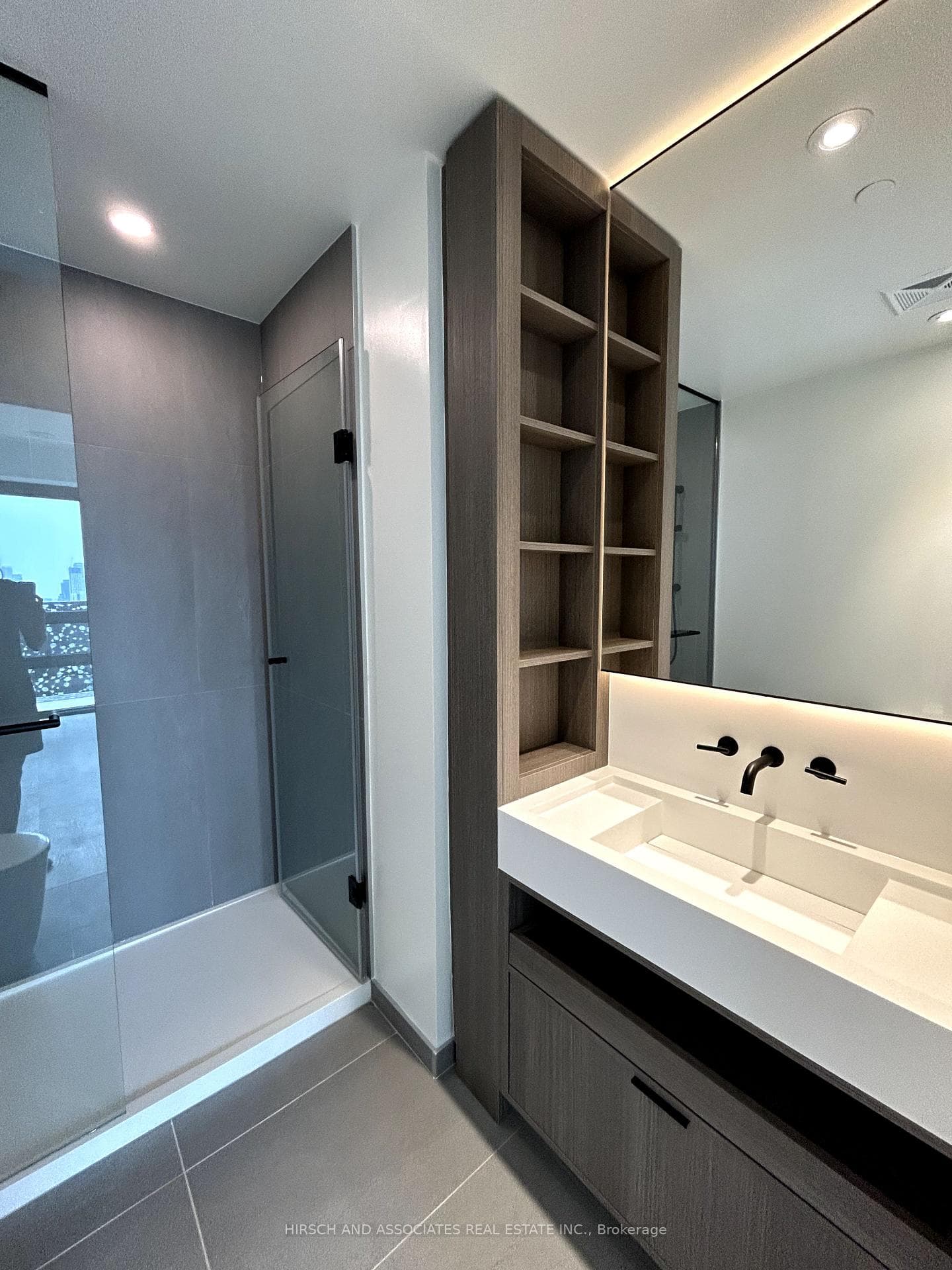 55 Charles Street Unit 3104 photo 29