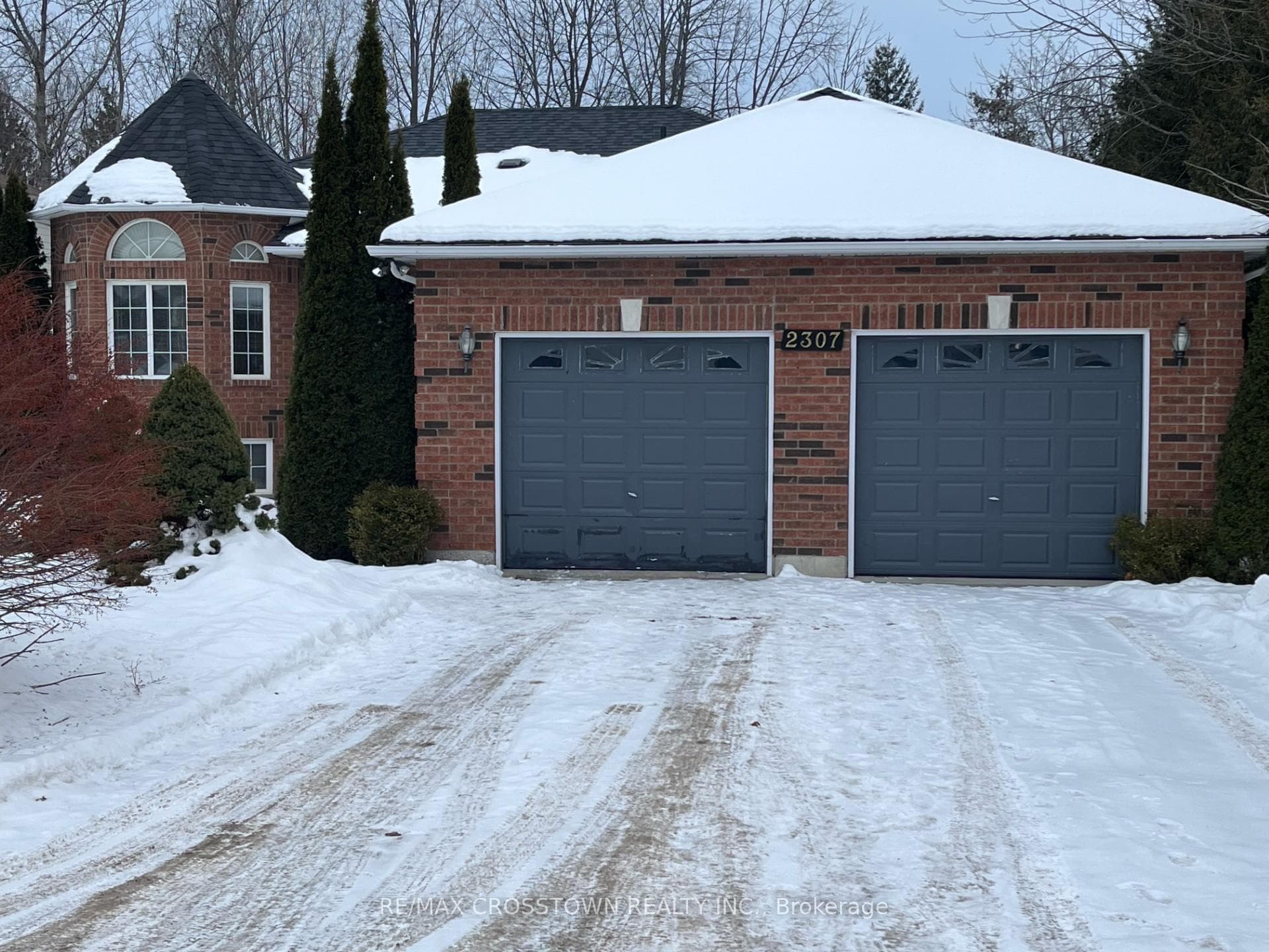 2307 Sandy Trail photo 1