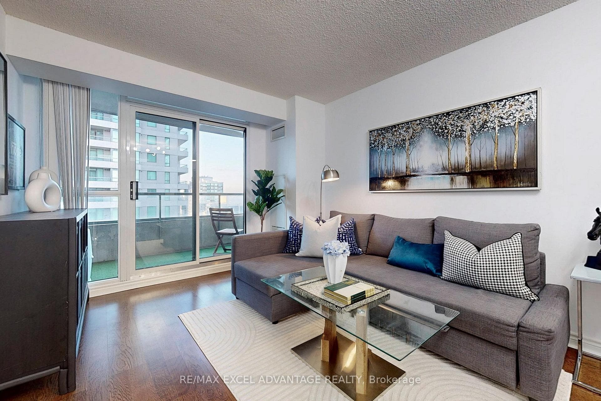 18 Spring Garden Avenue Unit 2203 photo 1