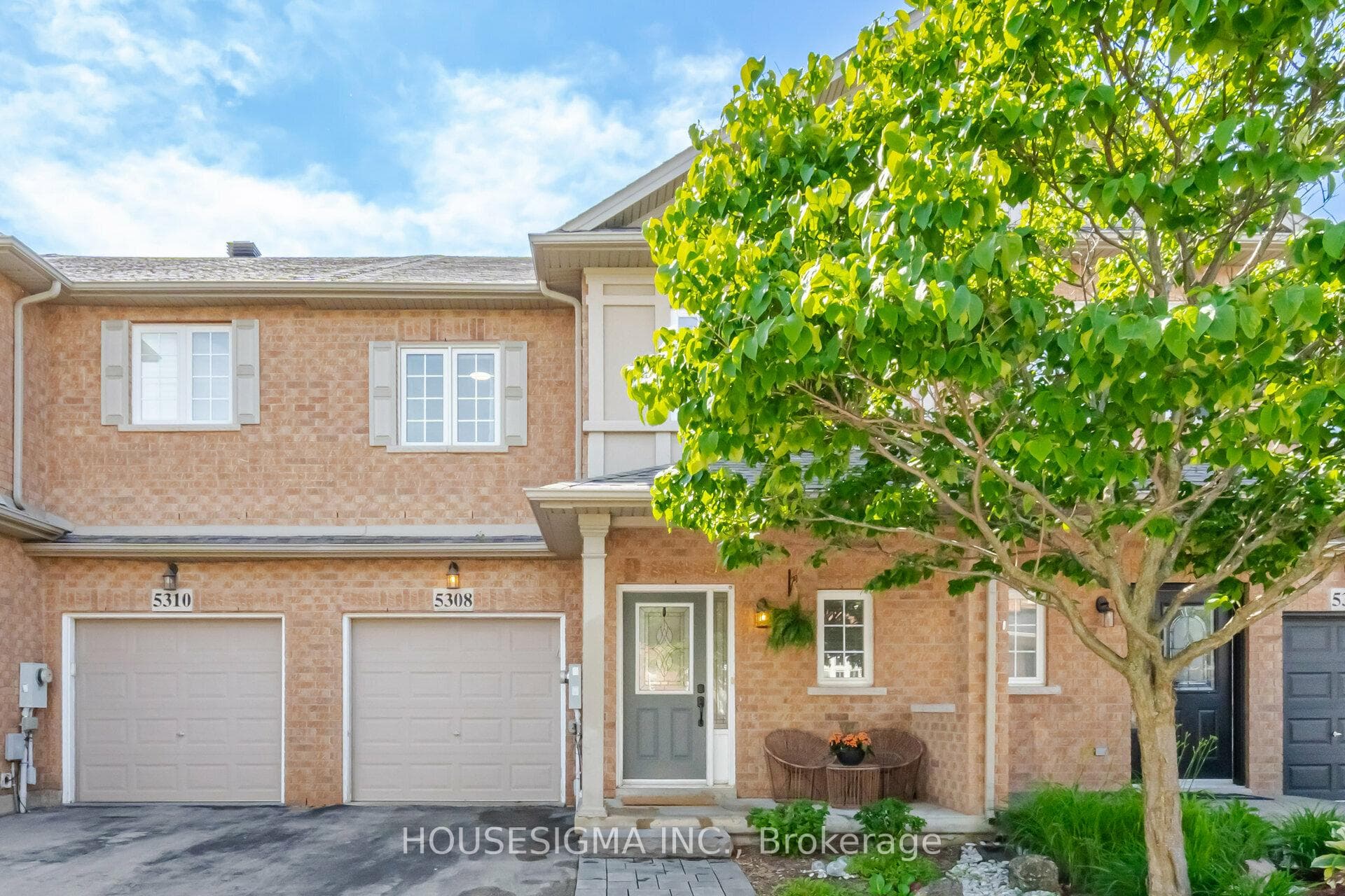 5308 Applegarth Drive photo 2