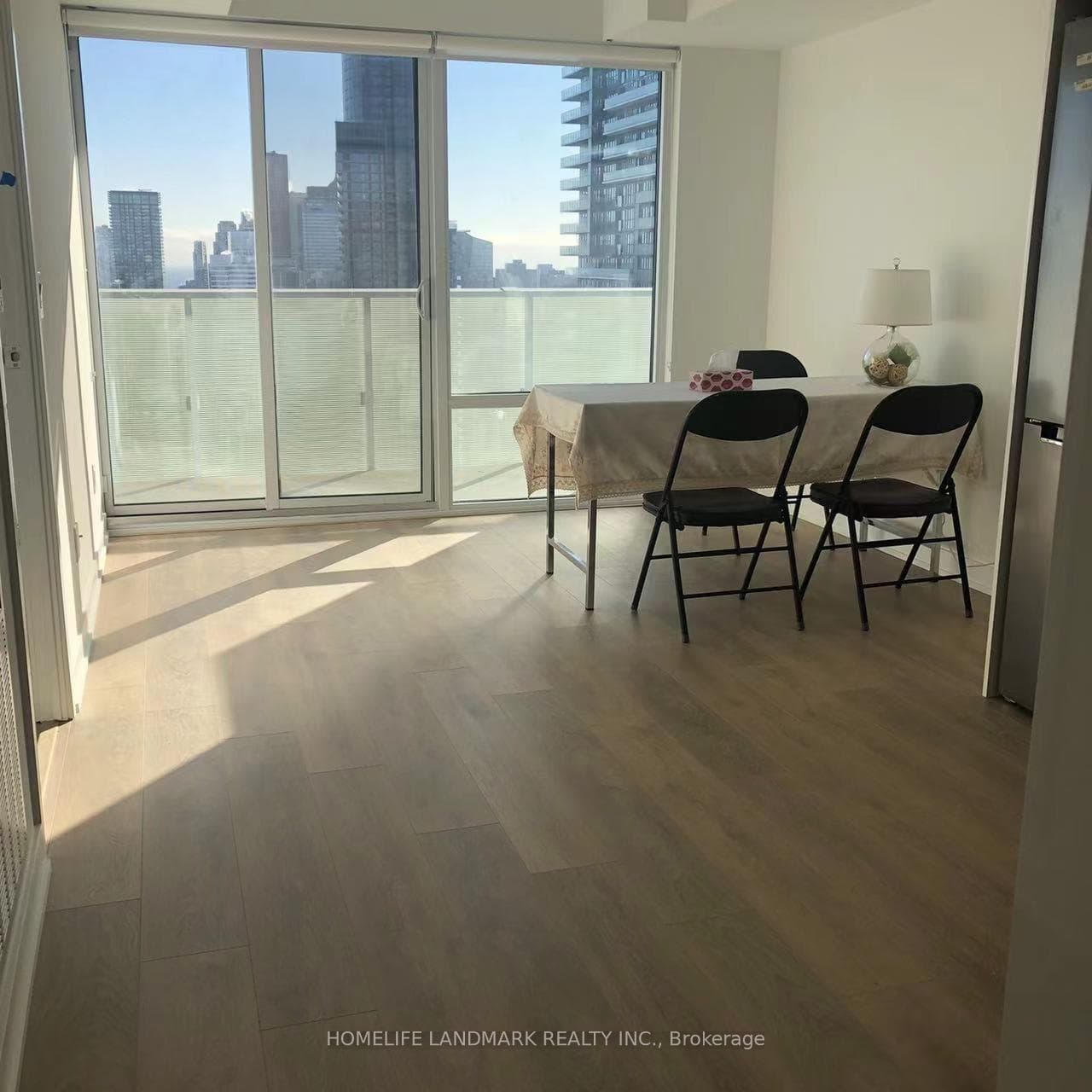 501 Yonge Street Unit 4410 photo 4