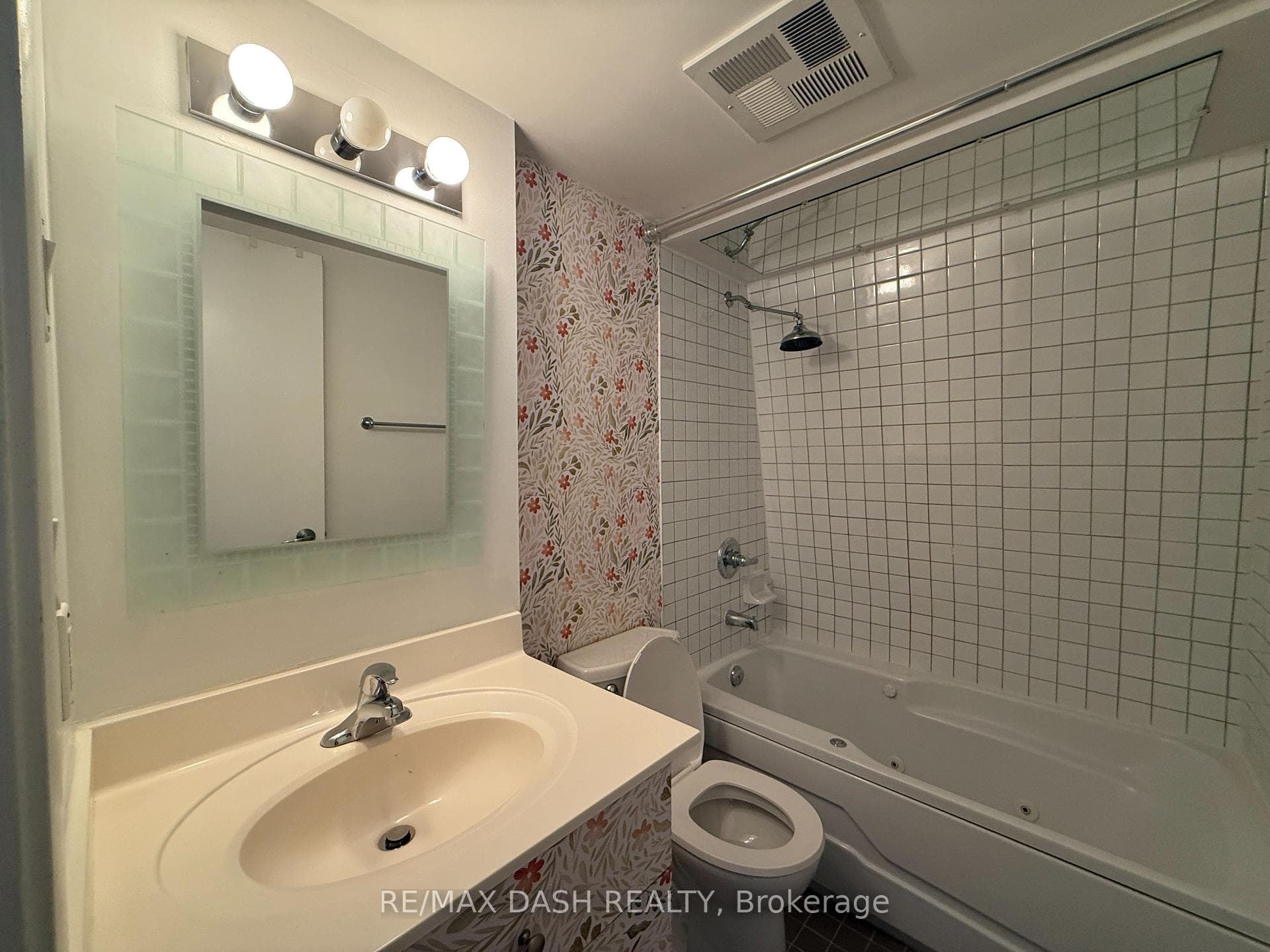 415 Jarvis Street Unit 342 photo 16