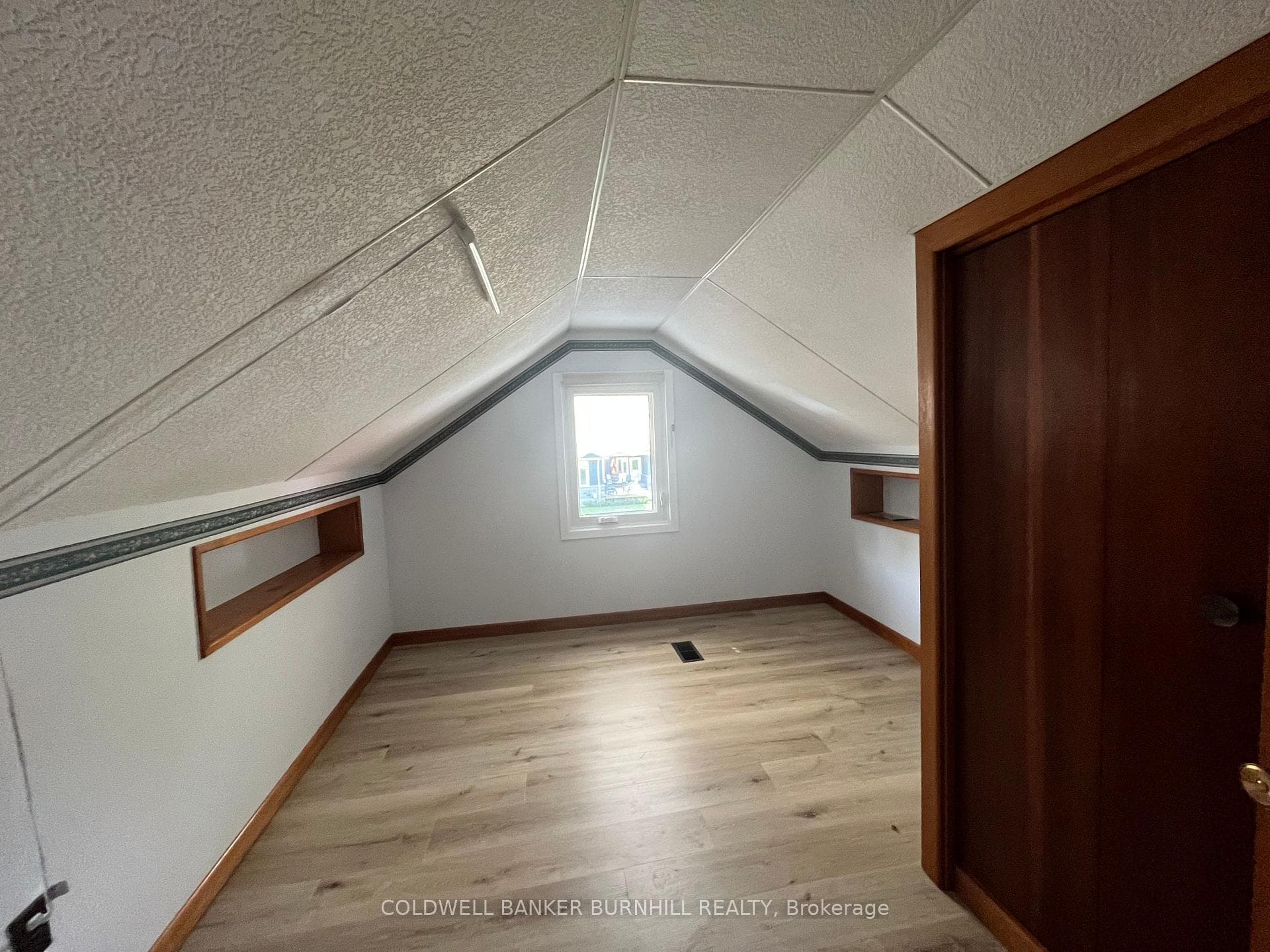 76 Bayview Drive Unit MainLvl photo 15