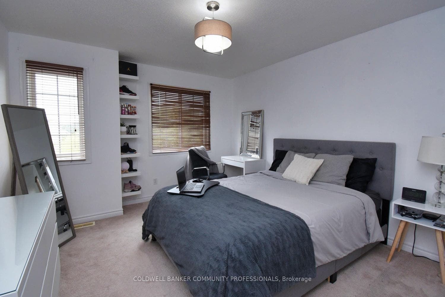 159 Thames Way photo 28