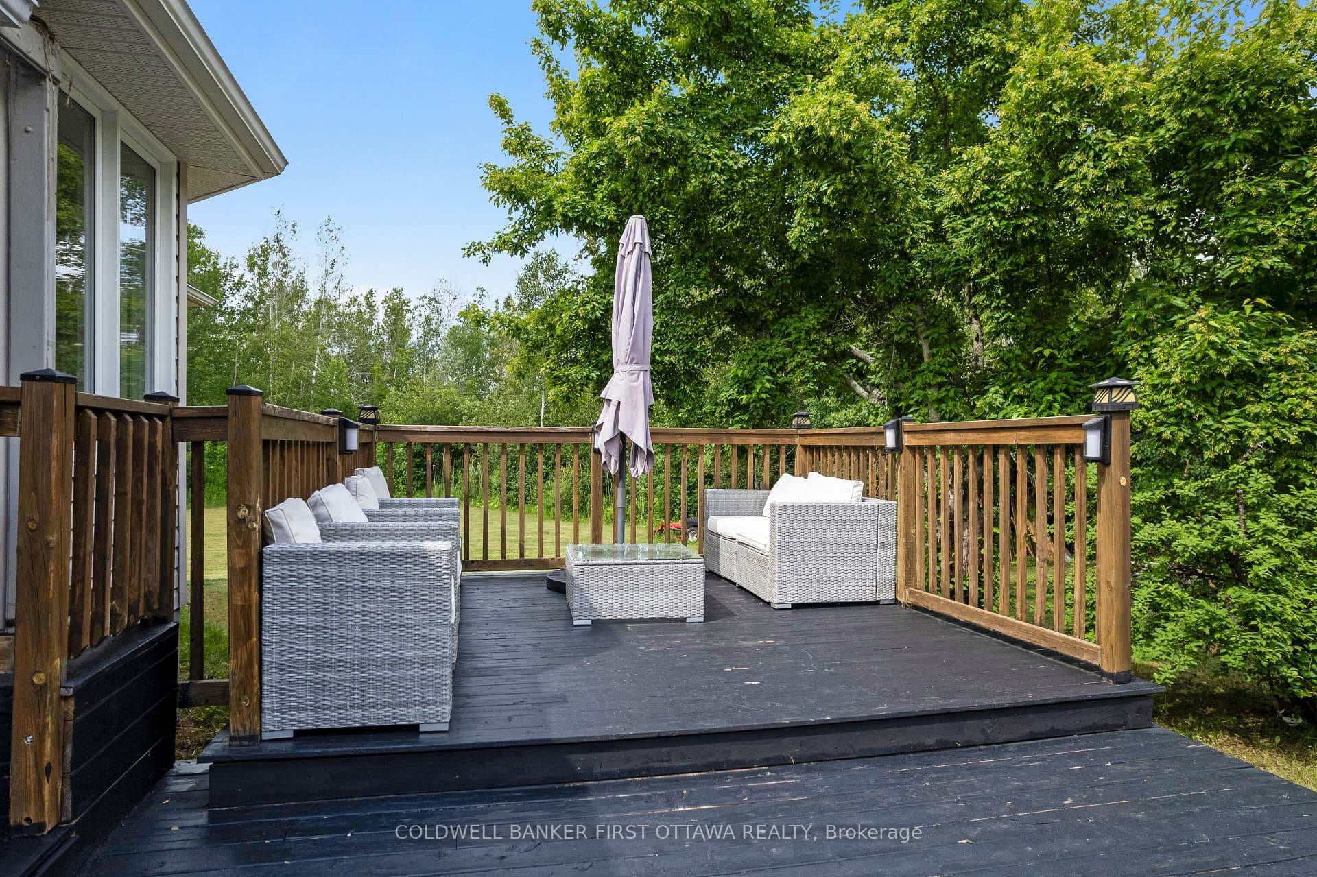 11 Rideau Crossing Crescent photo 42