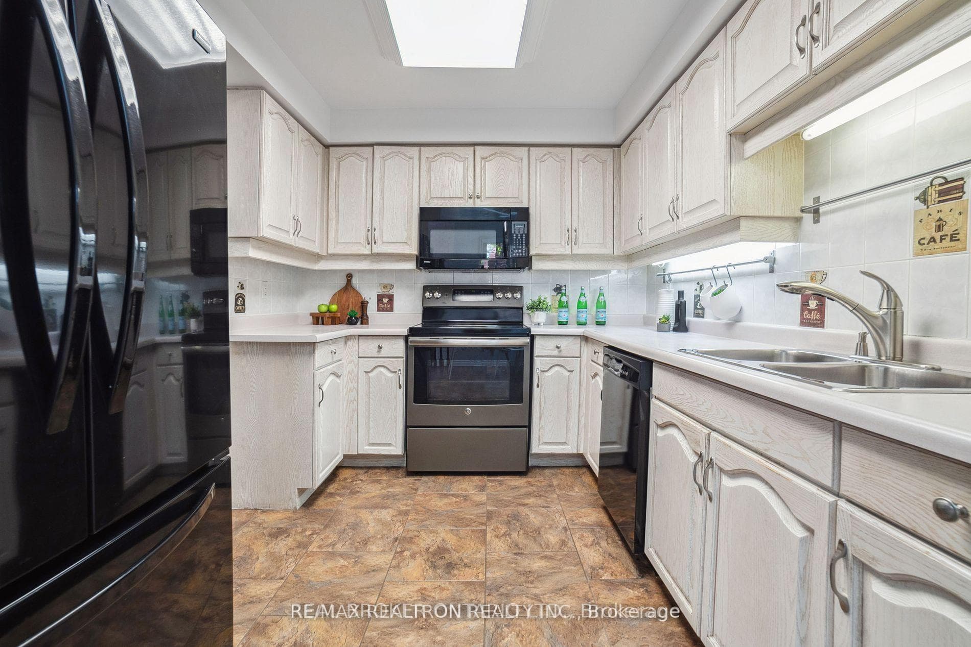3050 Orleans Road Unit 11 photo 6