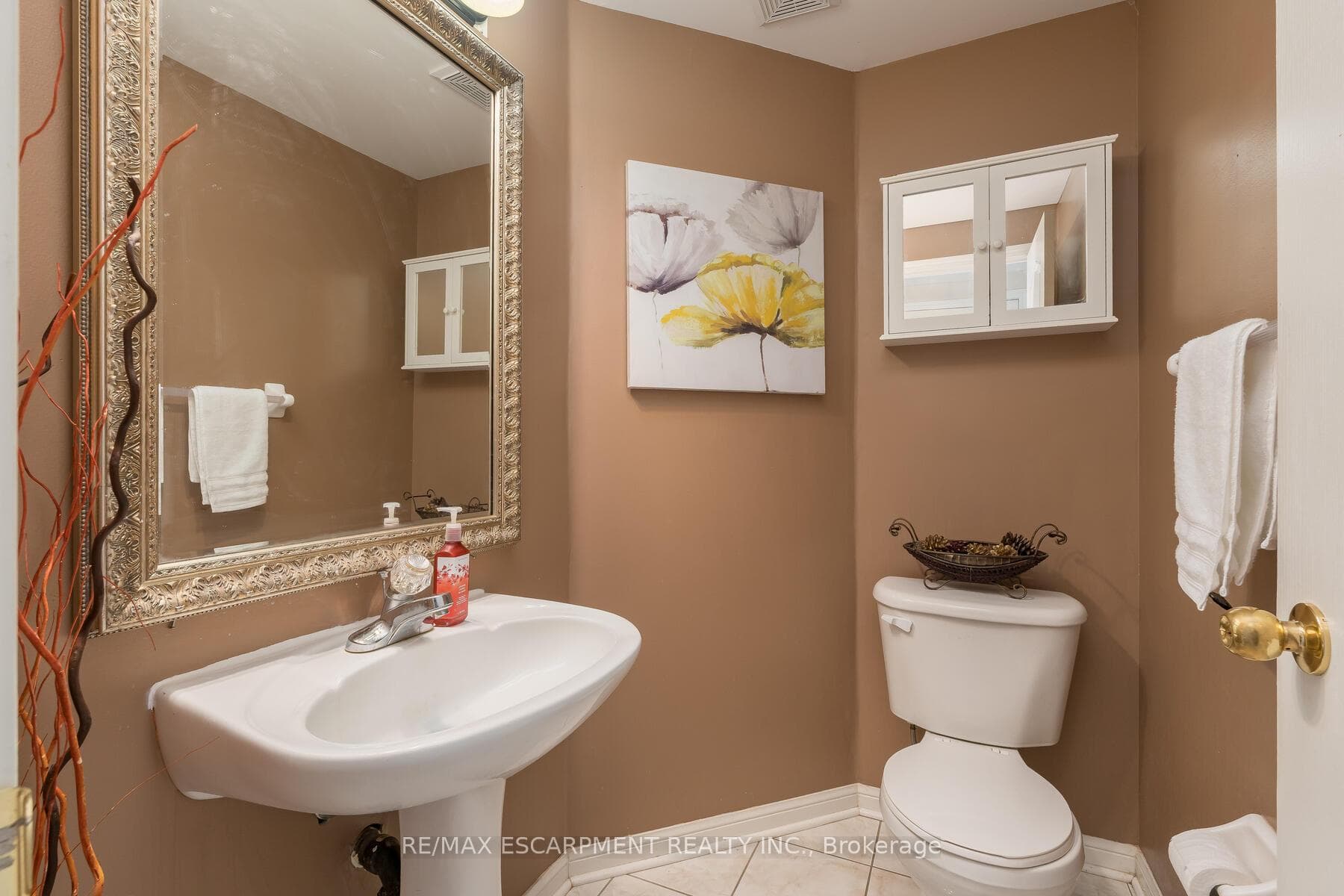 673 Bennett Boulevard photo 24