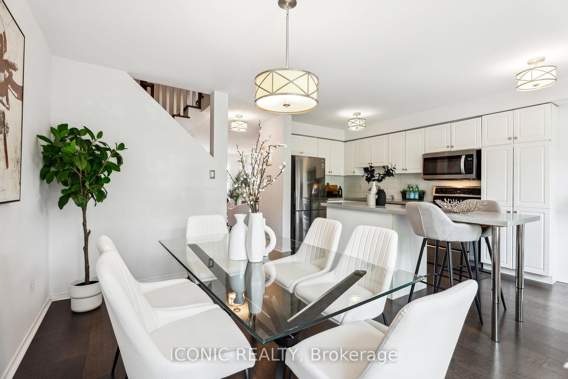 31 Mosaics Avenue Unit 70 photo 8