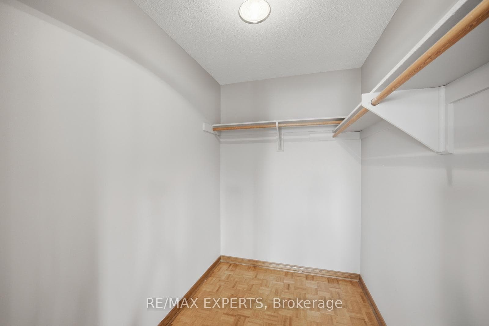 221 Judith Avenue photo 28