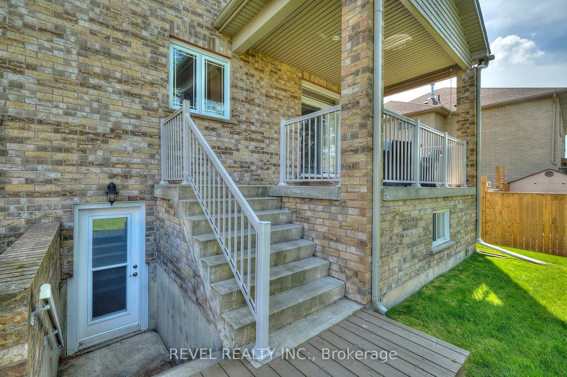 724 Quaker Road photo 35