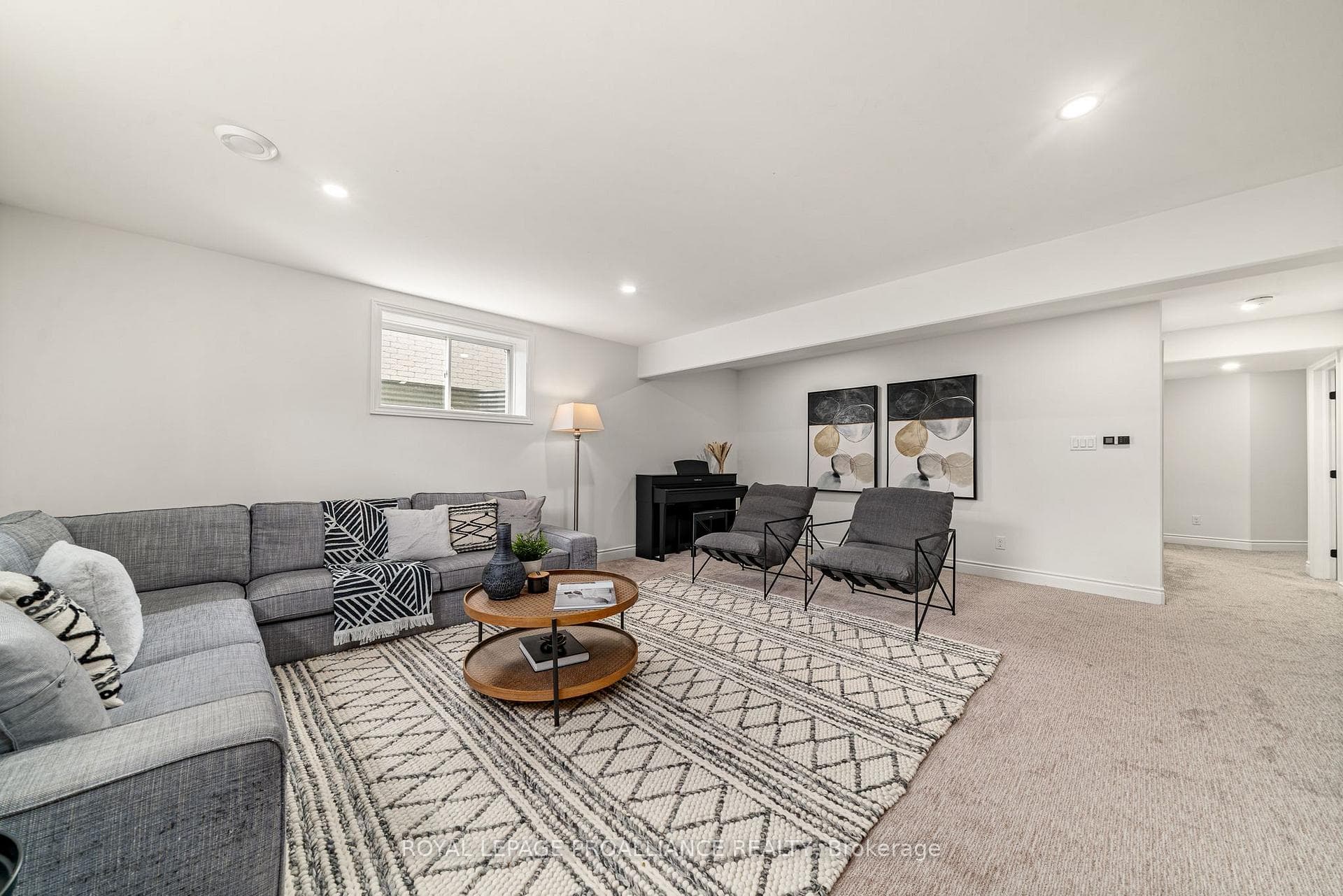 18 RAYCROFT Drive photo 38