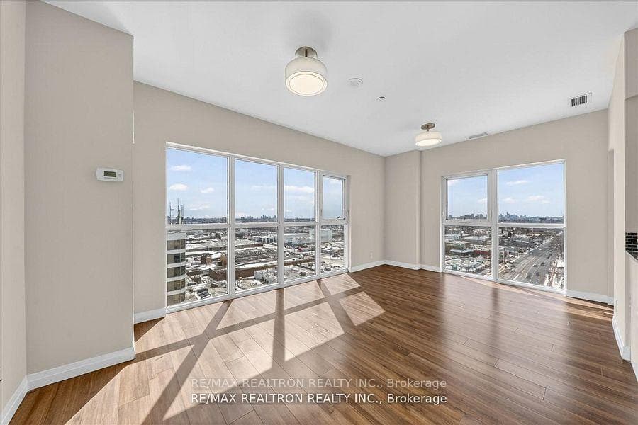 2152 Lawrence Avenue Unit PH08 photo 20