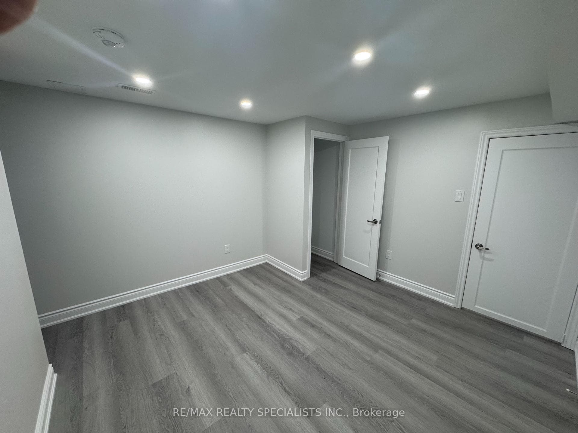 20 Elderberry Street Unit (Basement) photo 8
