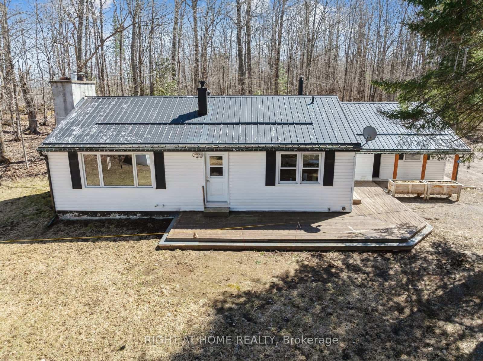 1053 Gem Road photo 1