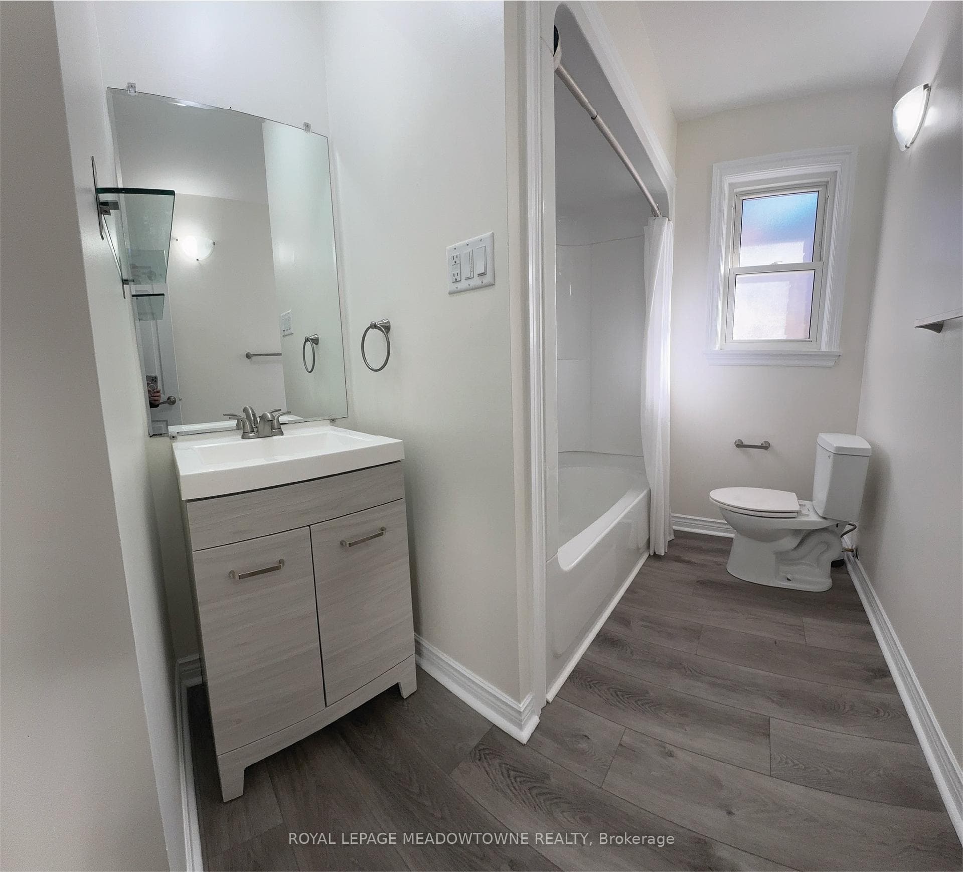 16 Elizabeth Street photo 9