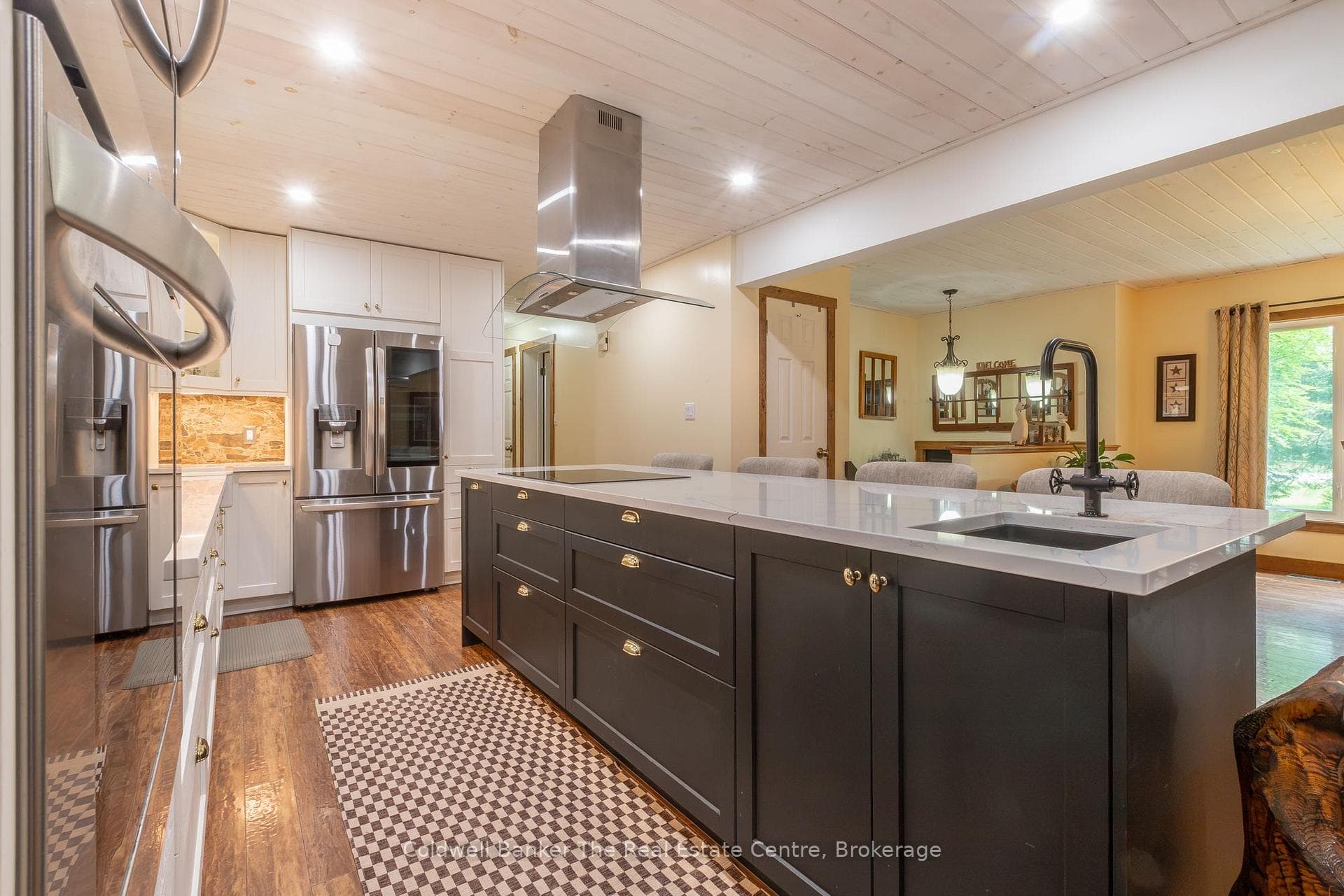 78 Glencairn Crescent photo 7
