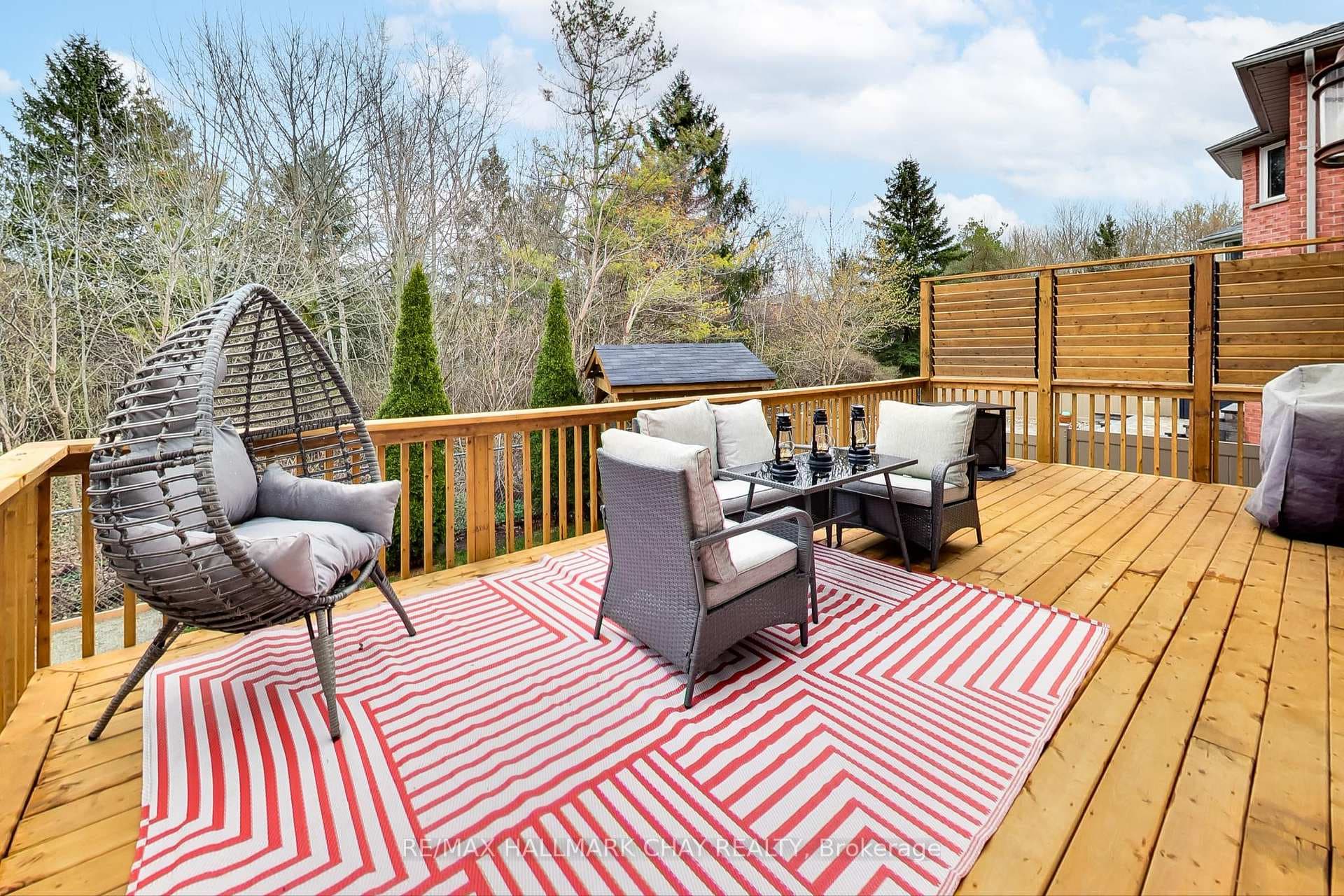63 HAWKINS Drive photo 8