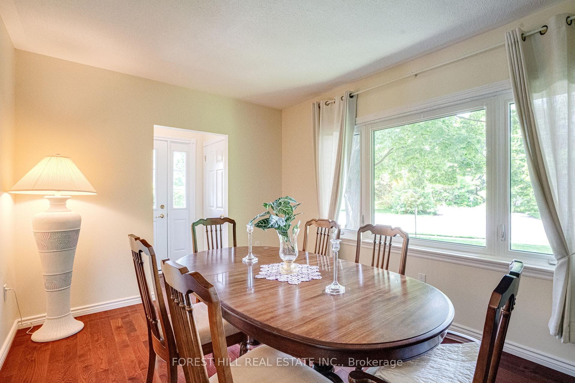57 Roxborough Road photo 7