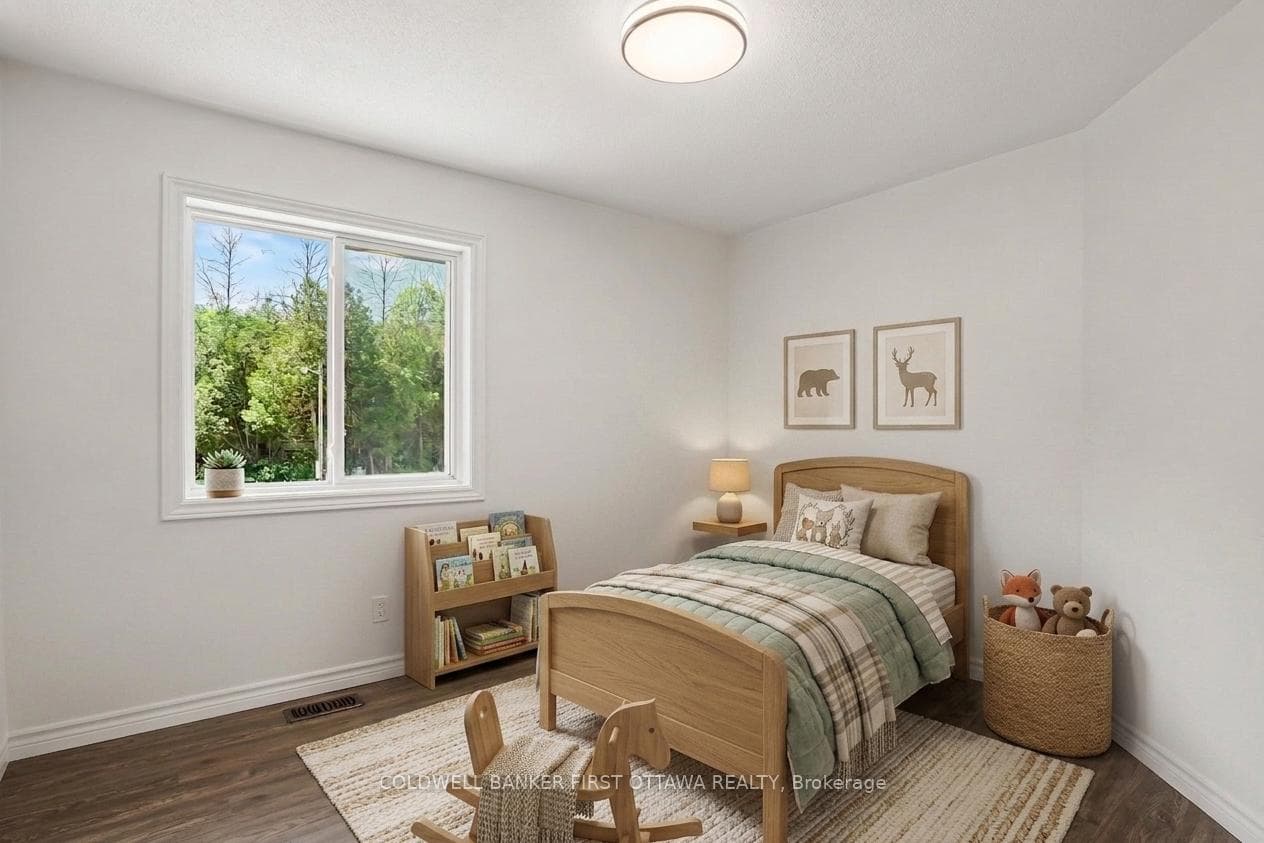 2nd bedroom - virtually staged