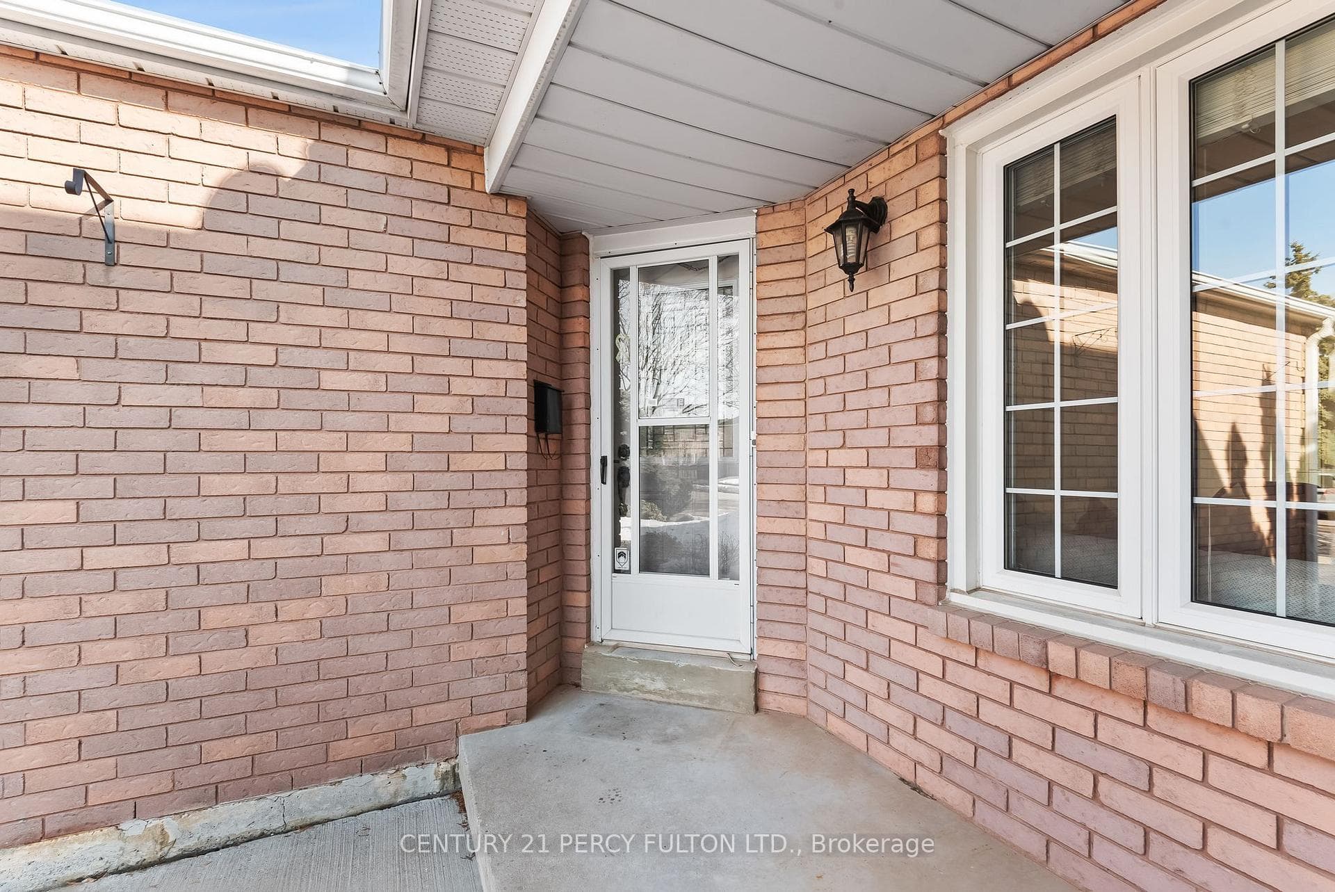 37 Reese Avenue photo 5